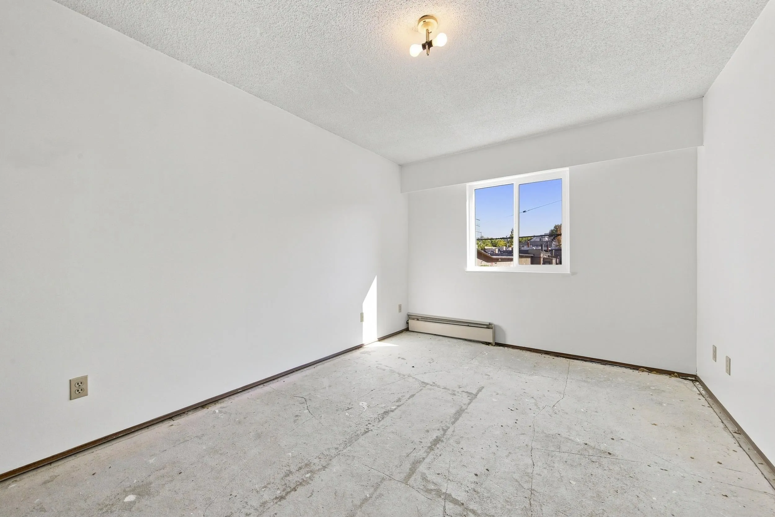 1825 W 8th Avenue #205