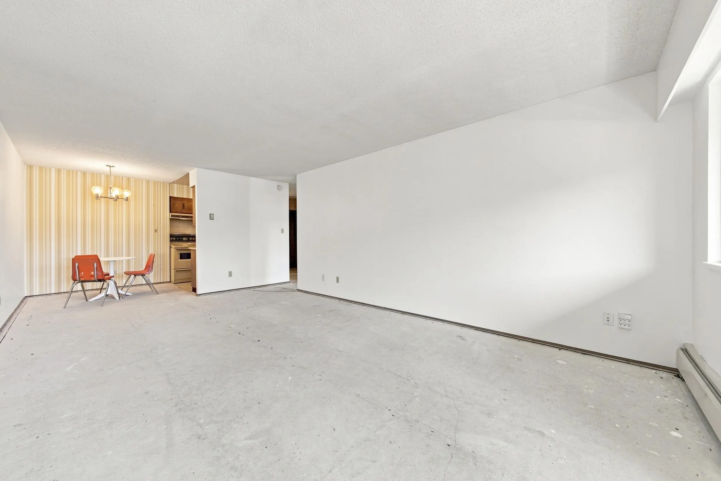 1825 W 8th Avenue #205