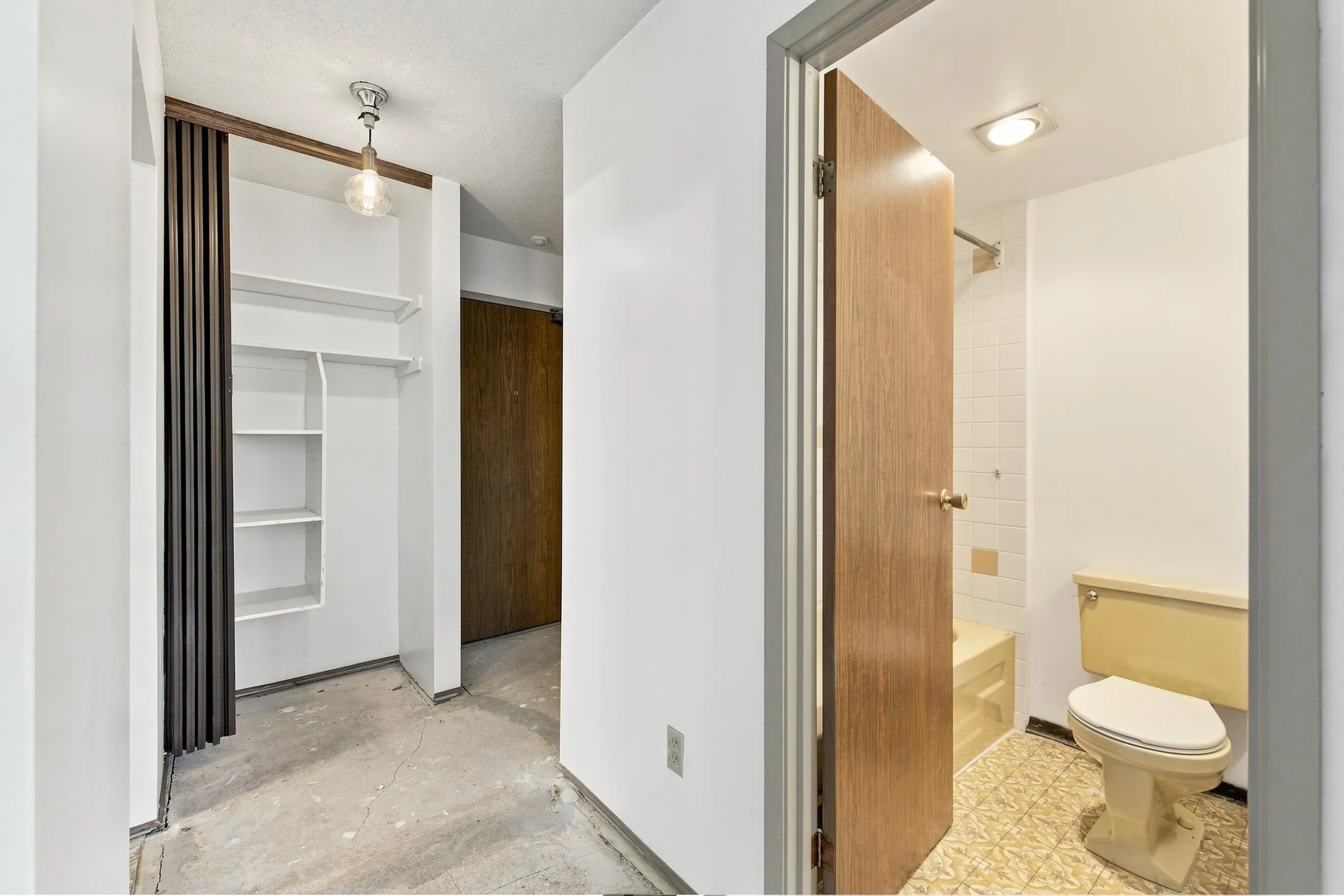 1825 W 8th Avenue #205