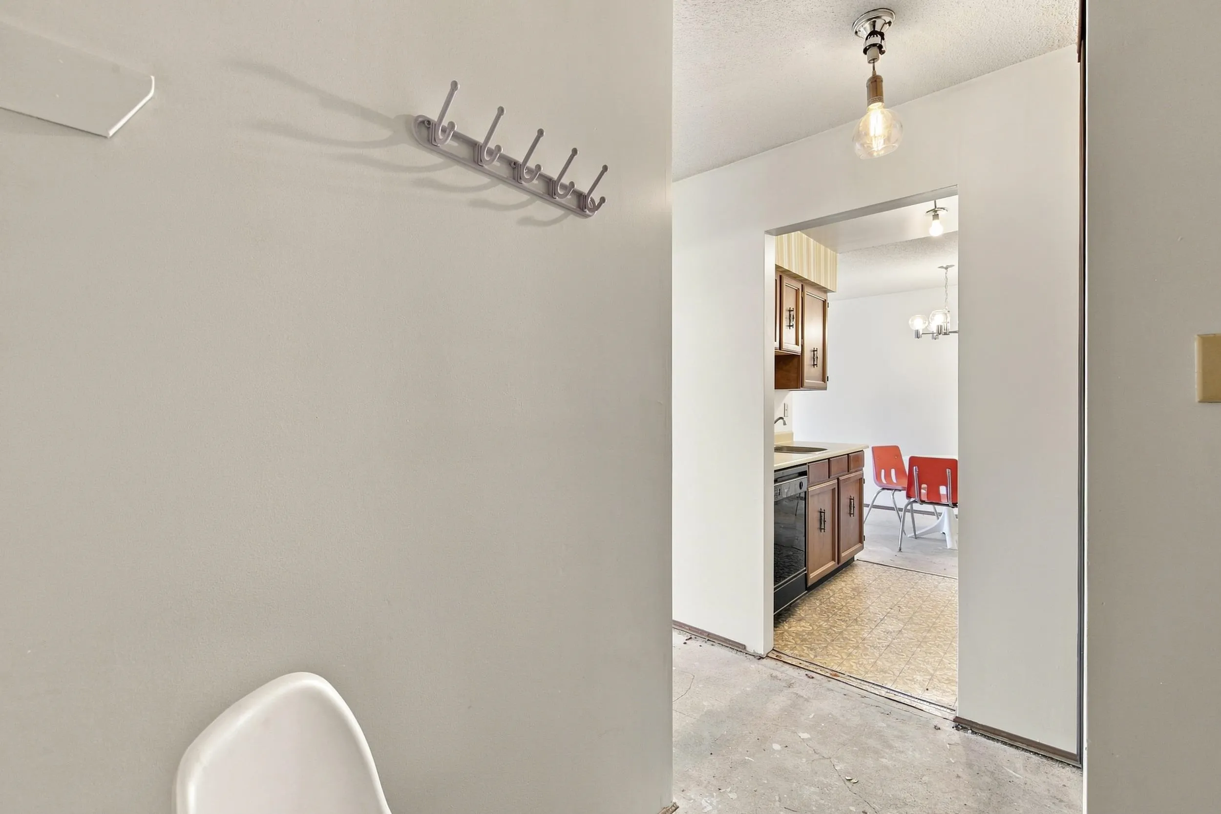 1825 W 8th Avenue #205