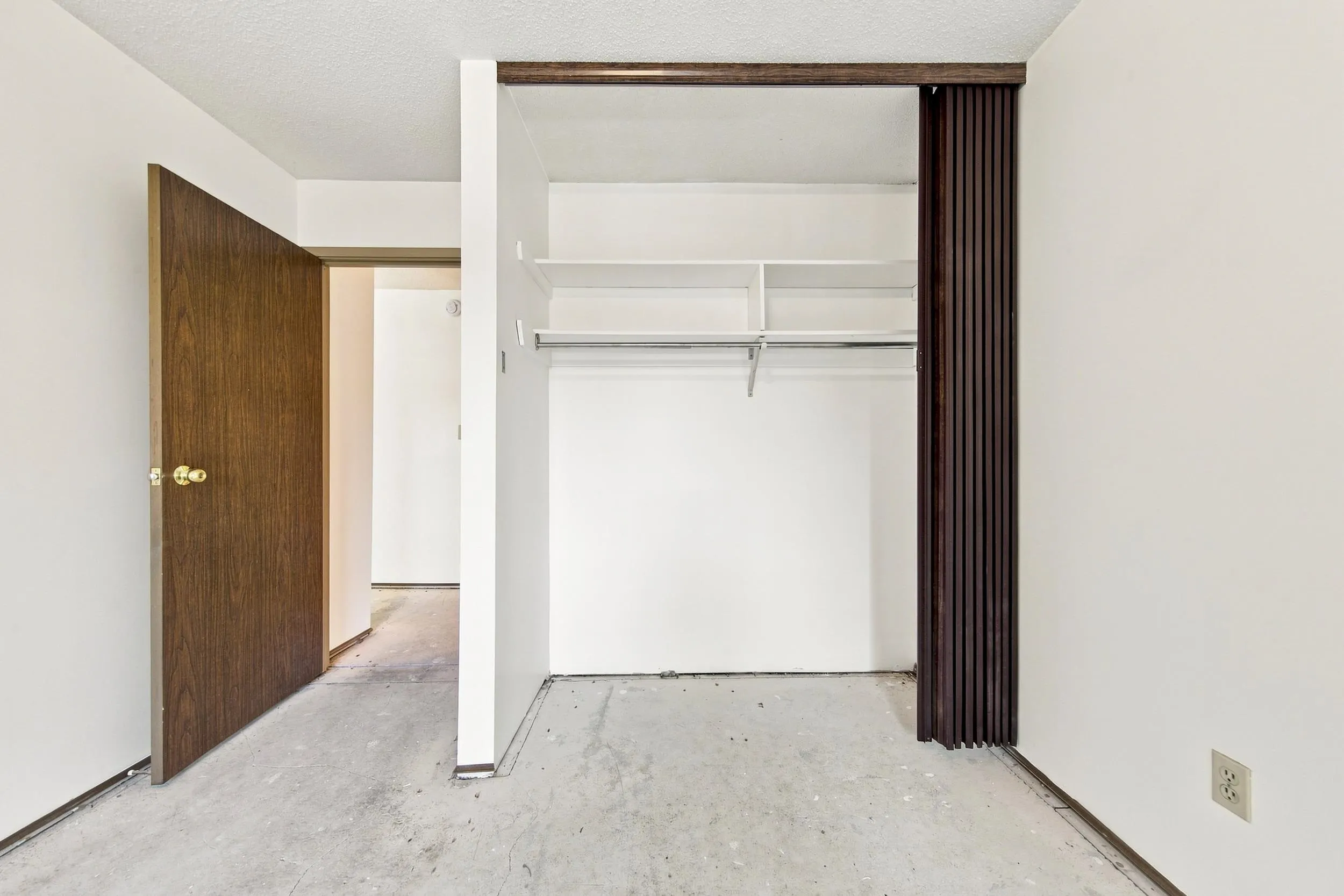 1825 W 8th Avenue #205