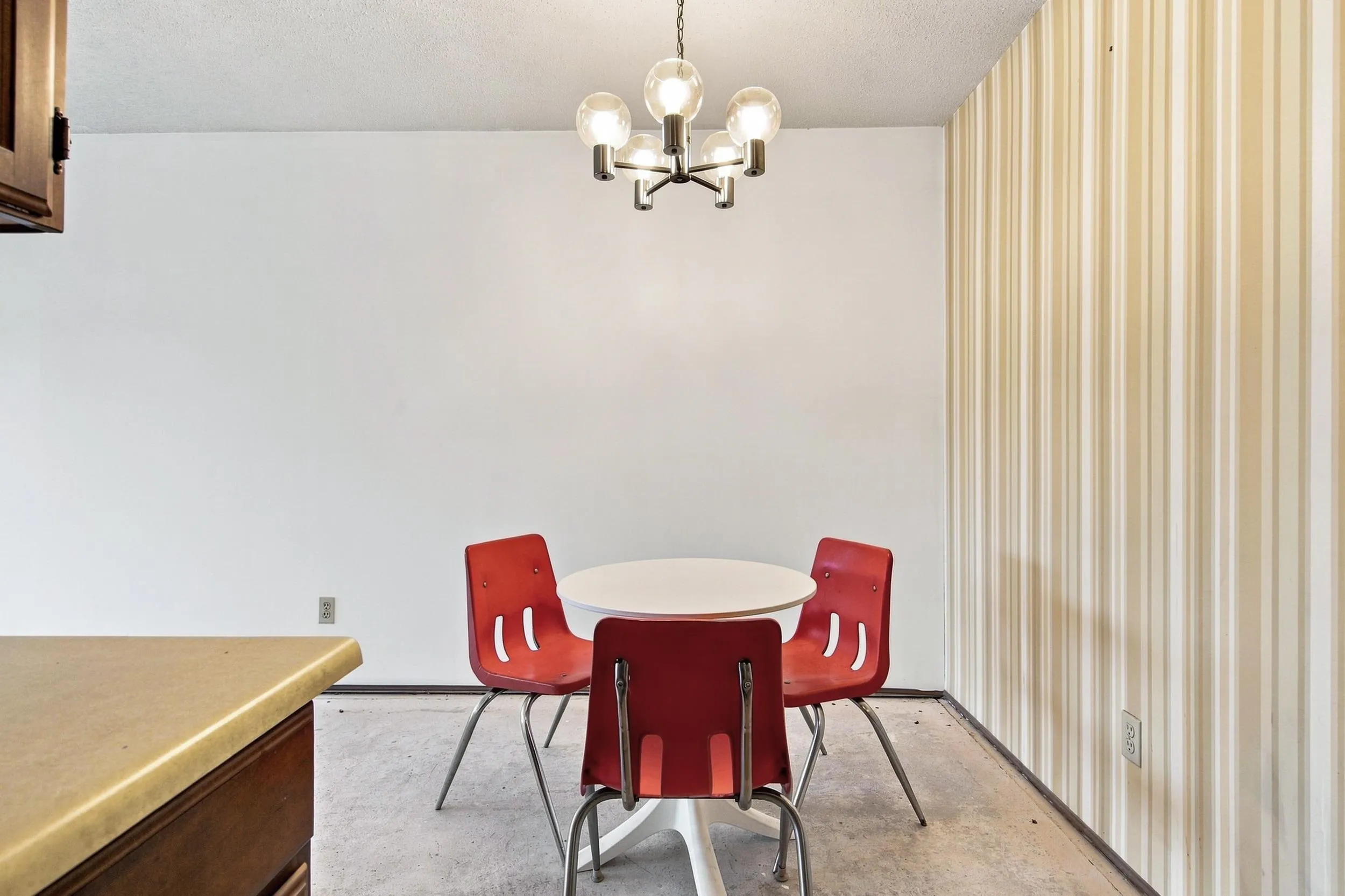 1825 W 8th Avenue #205