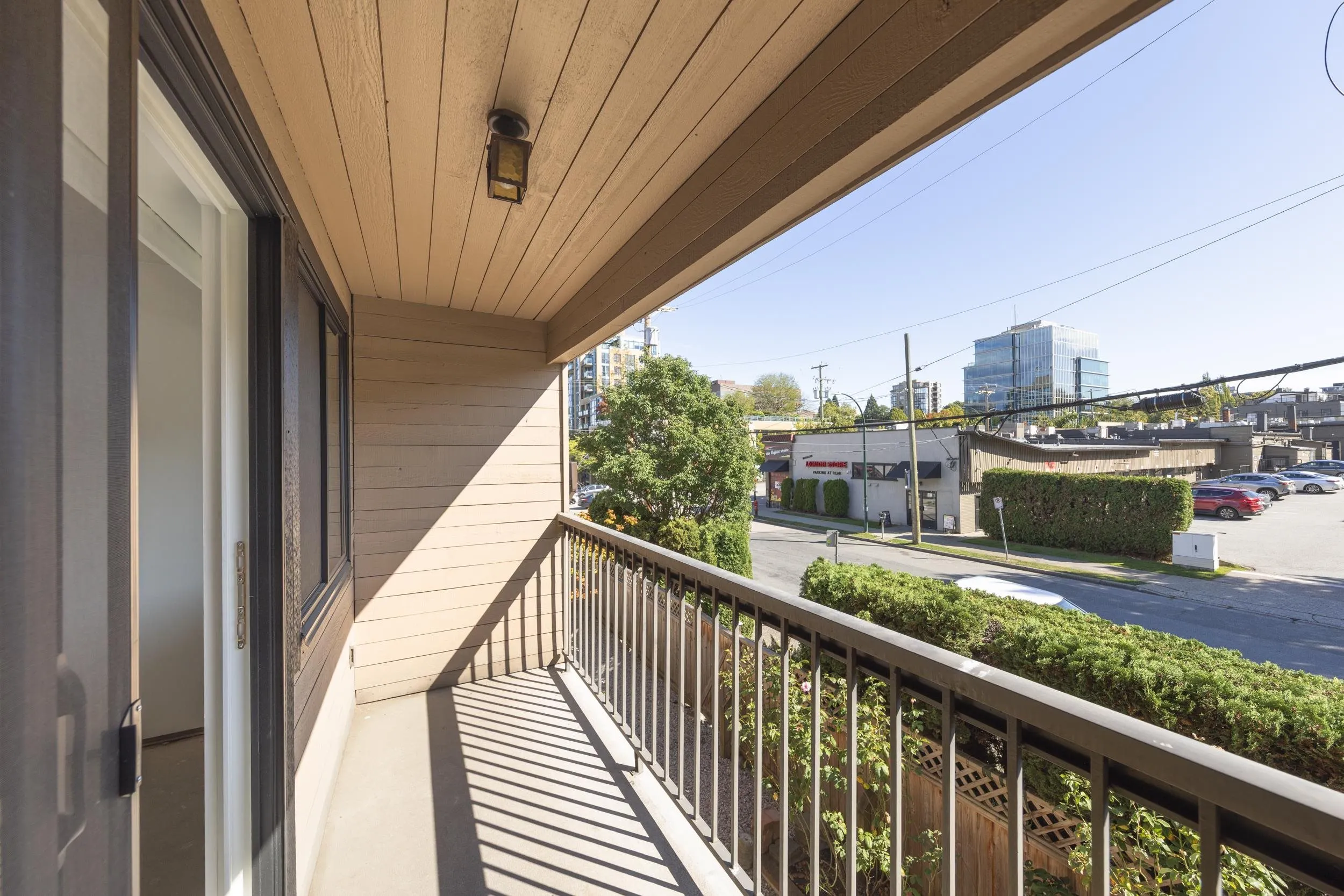 1825 W 8th Avenue #205