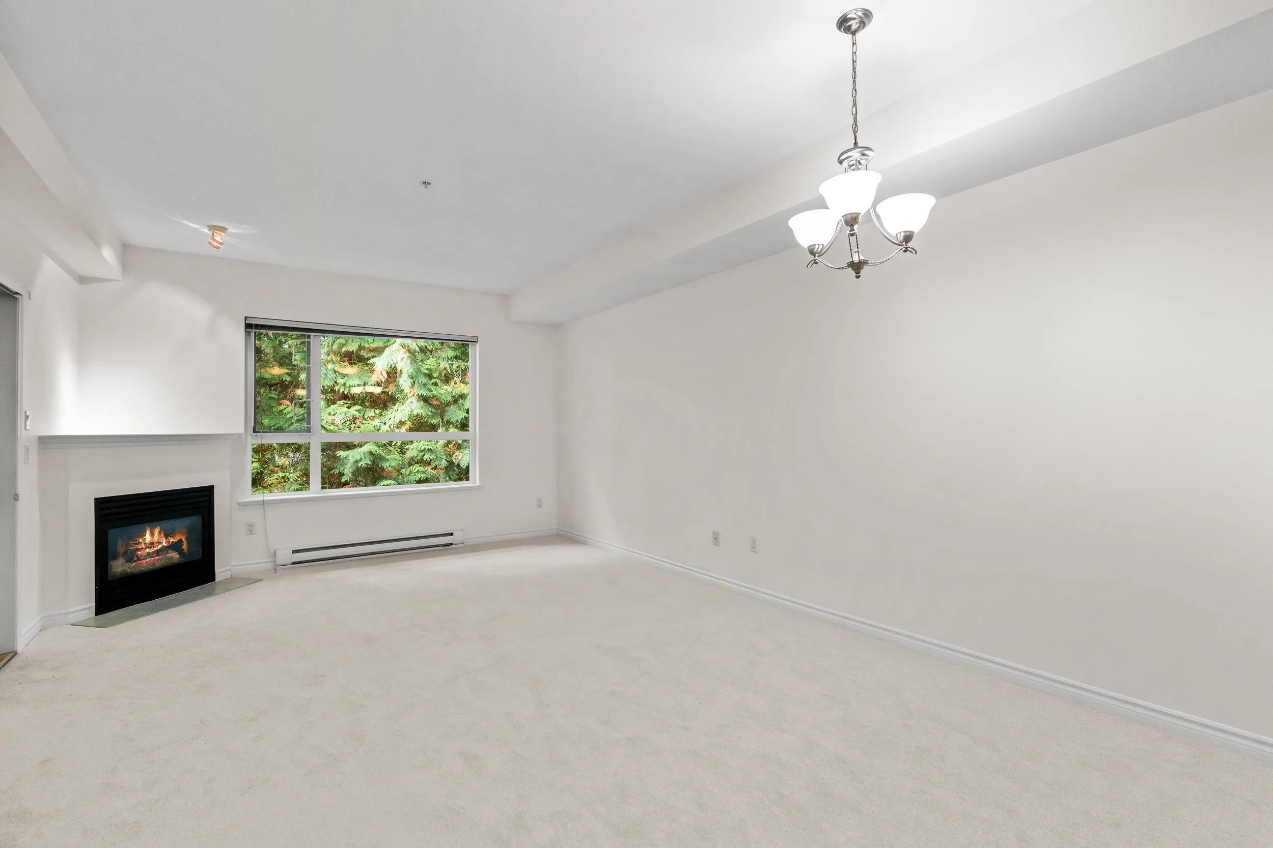 3151 Connaught Crescent #208