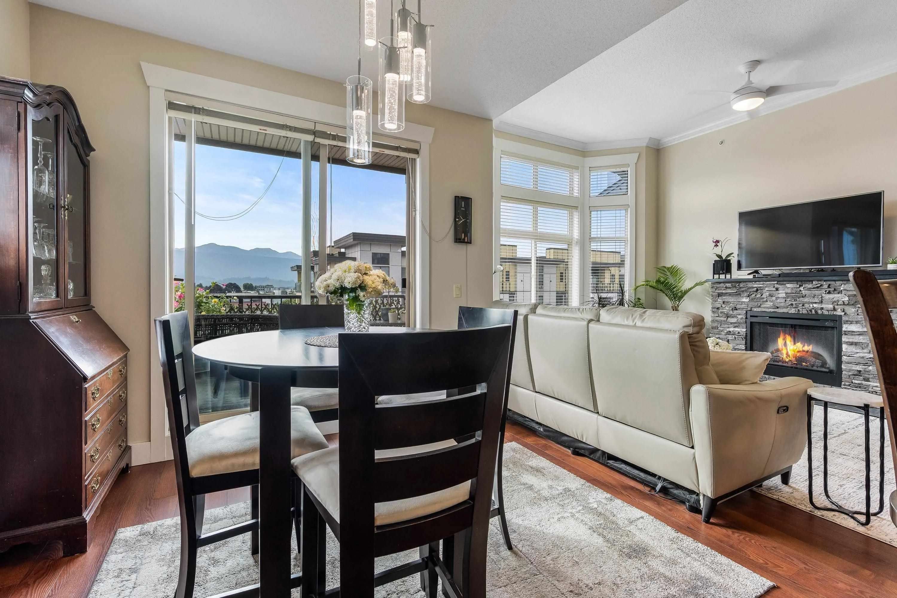 45893 Chesterfield Avenue #412
