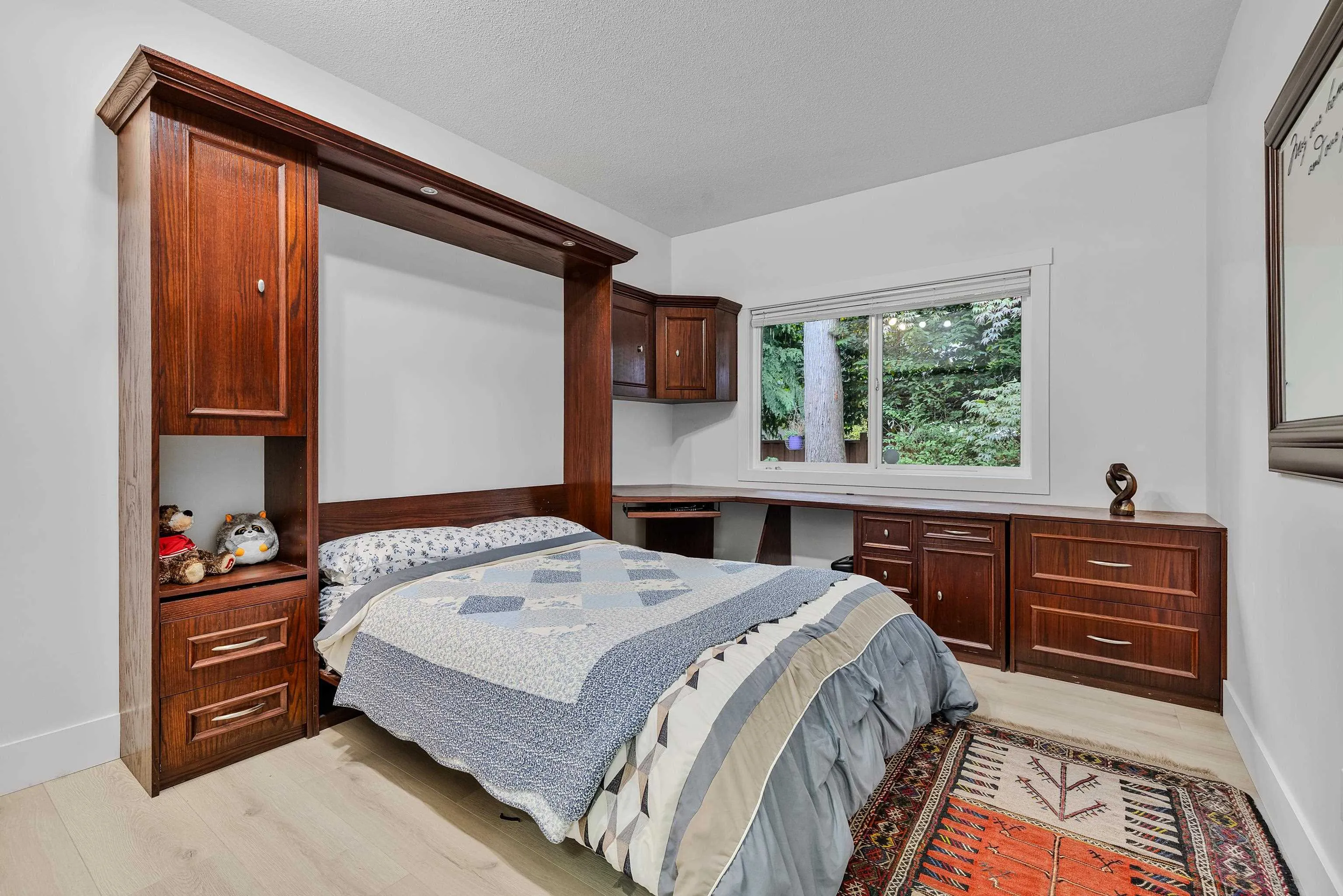13911 16 Avenue #6