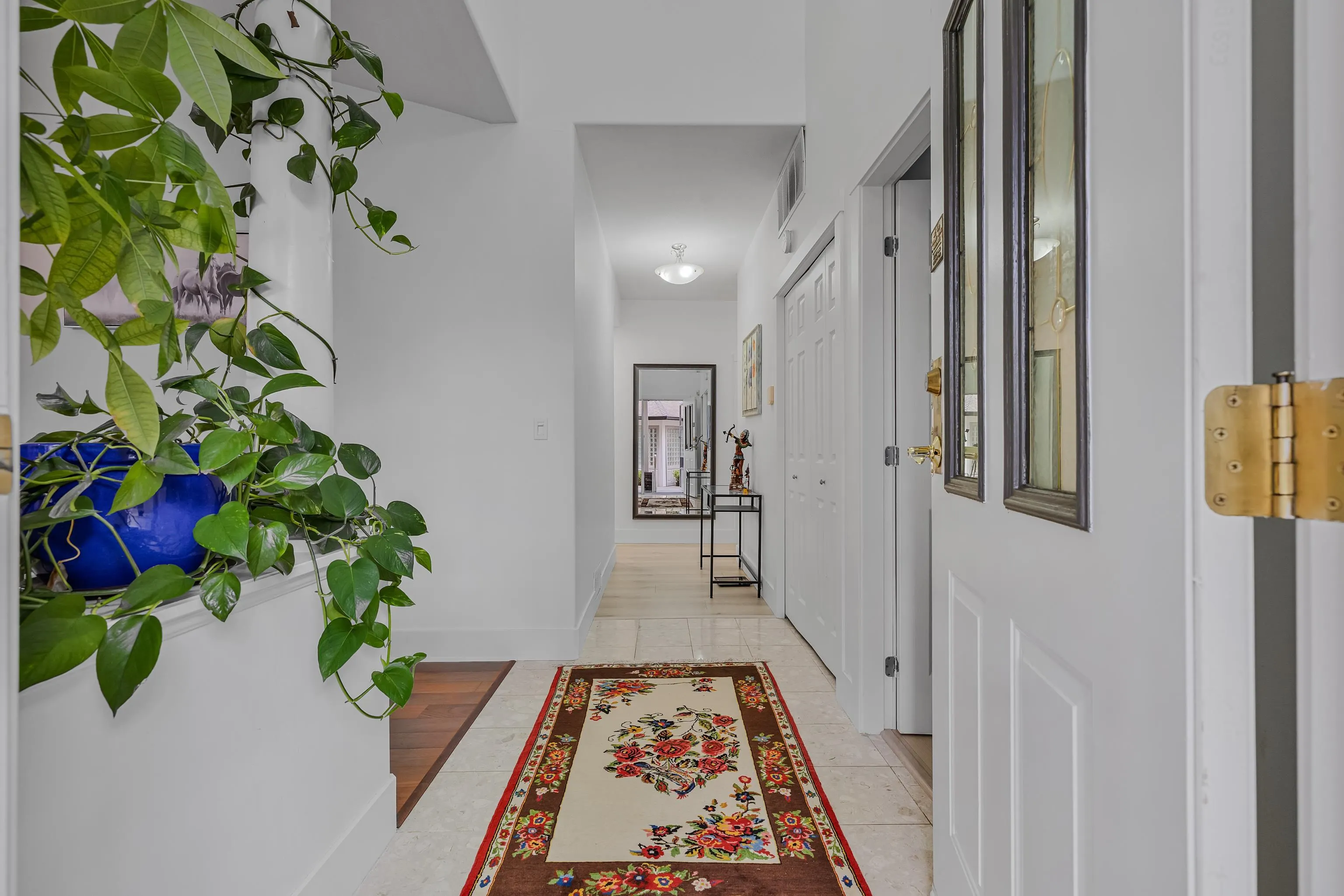 13911 16 Avenue #6