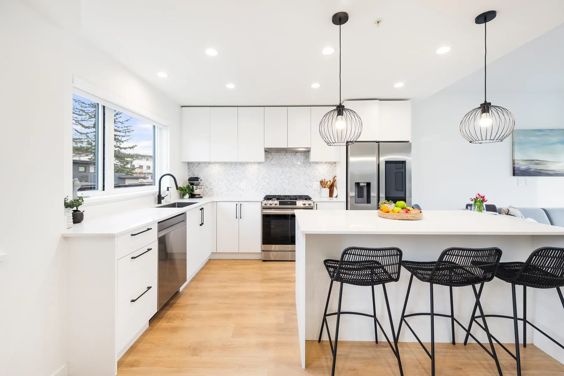 545 E 2nd Street #444