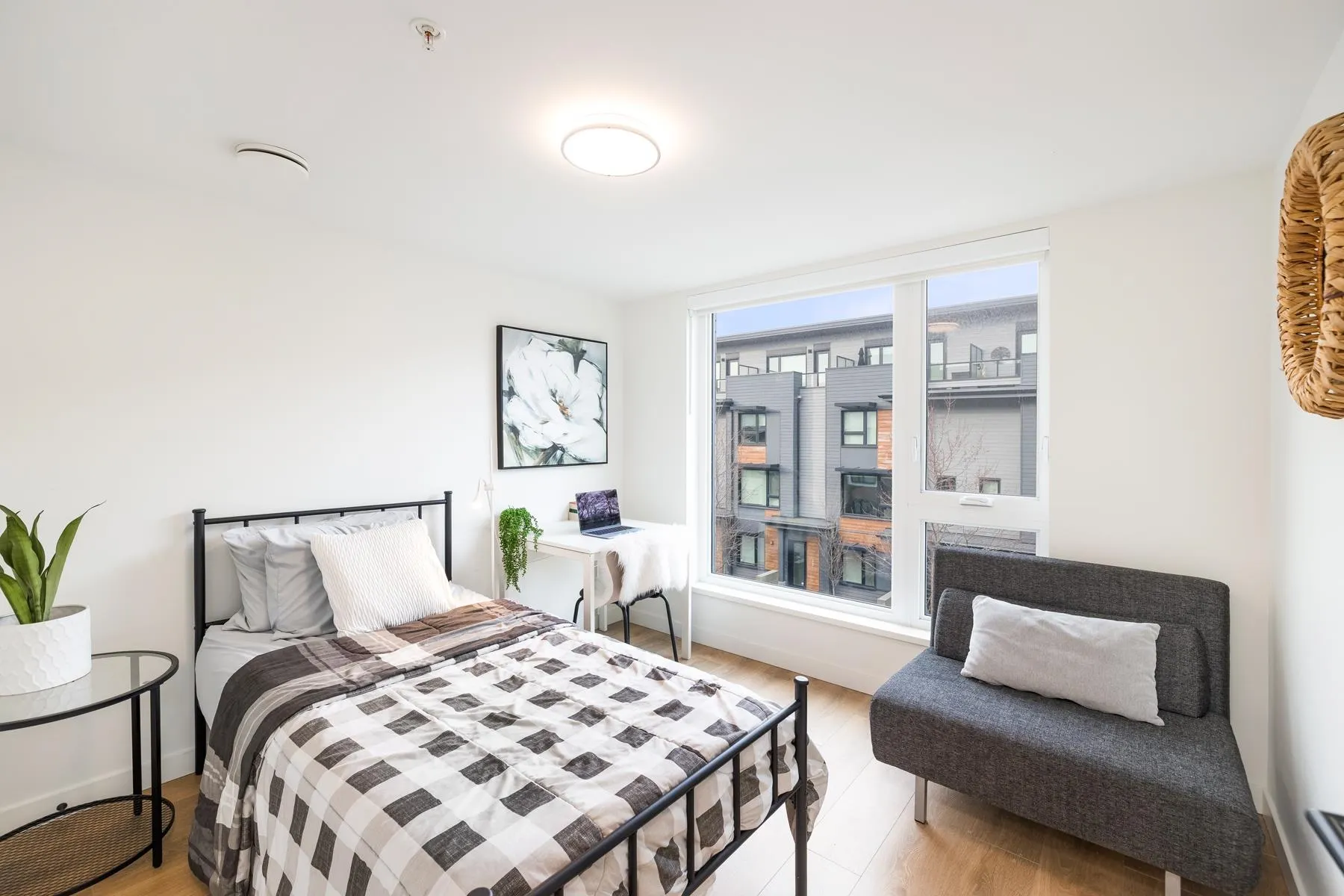 545 E 2nd Street #444