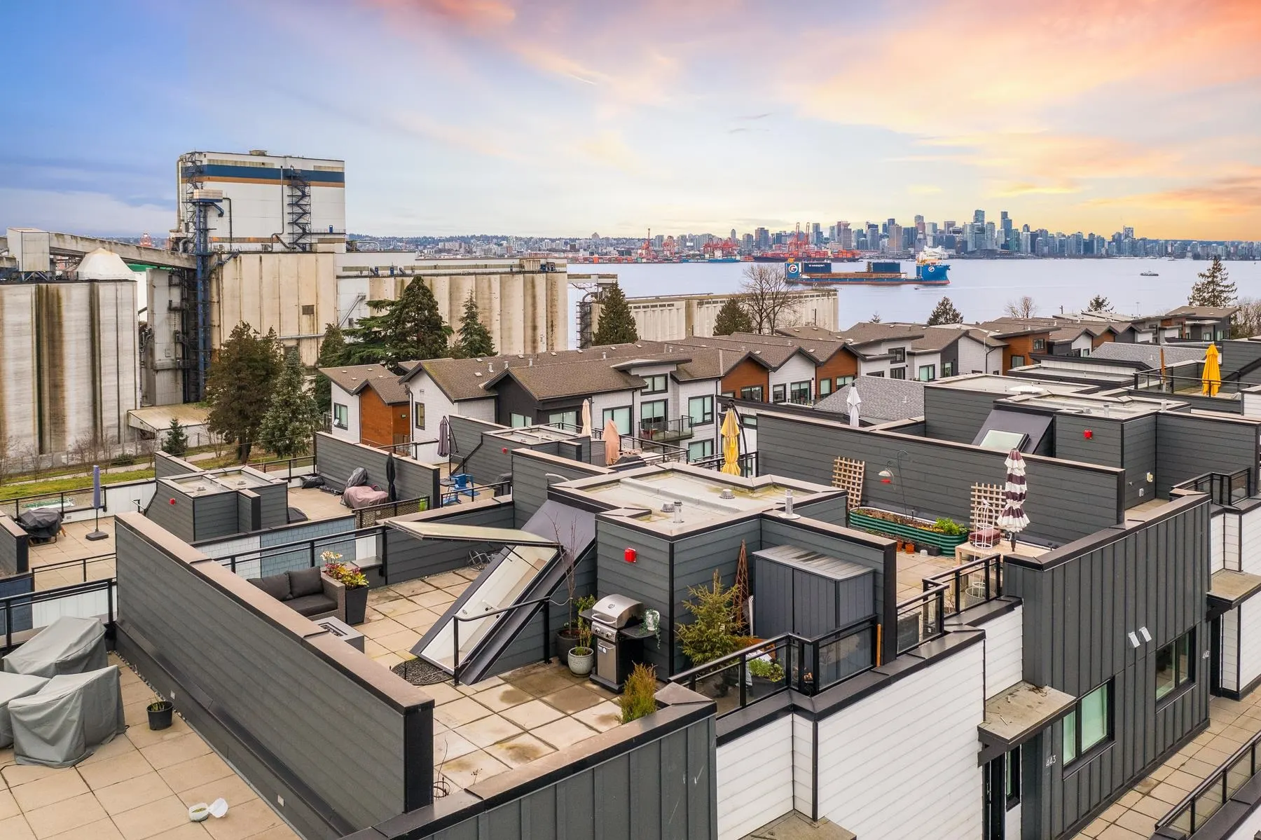 545 E 2nd Street #444