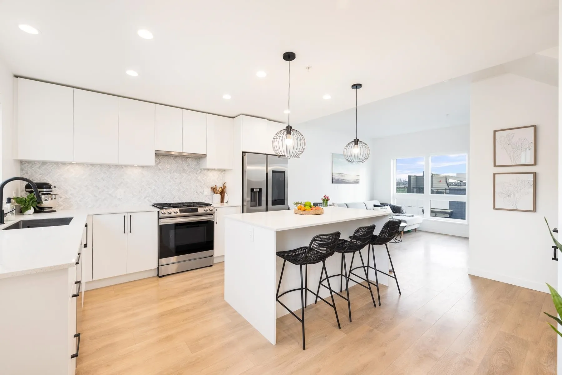 545 E 2nd Street #444