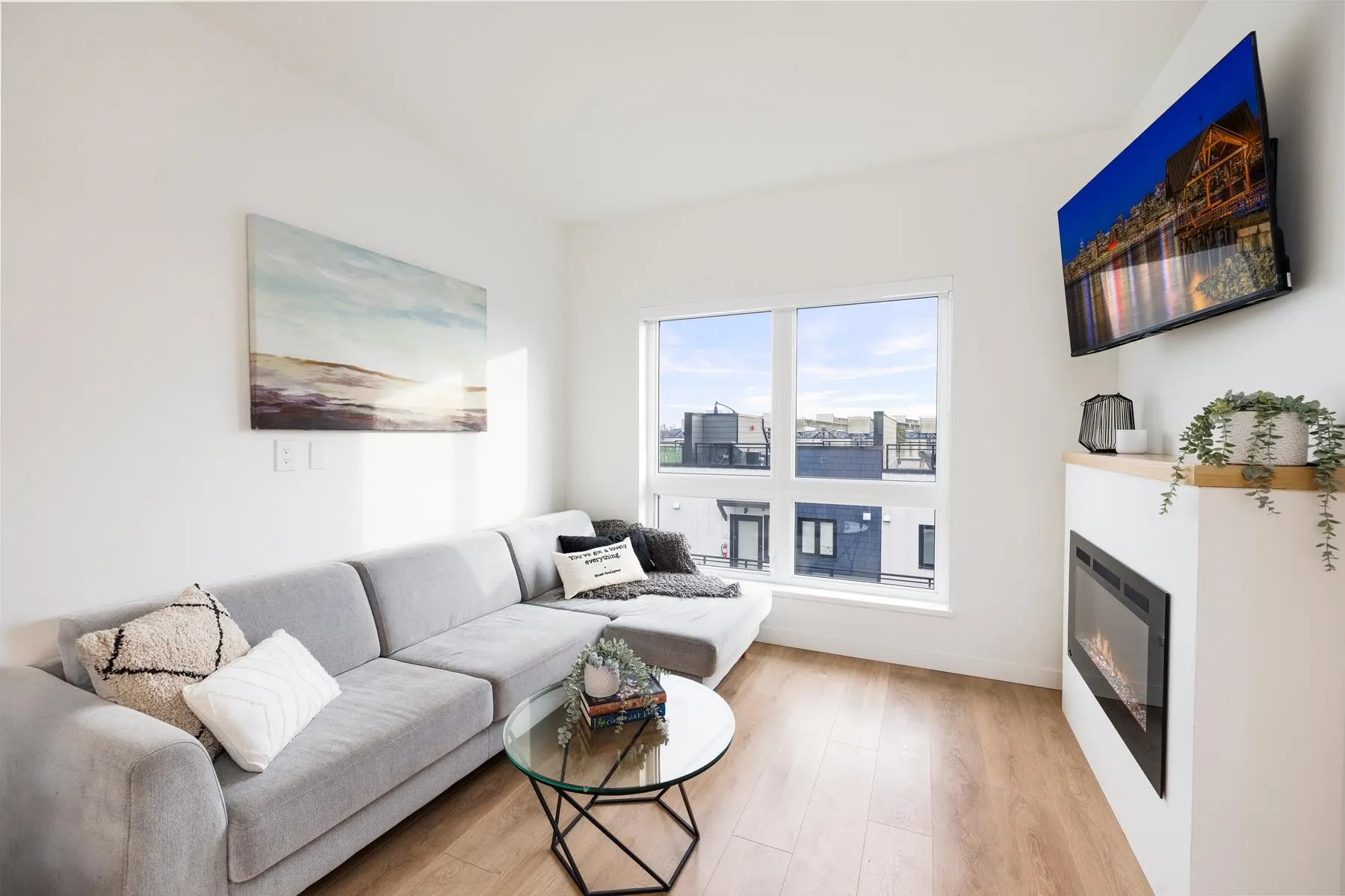 545 E 2nd Street #444