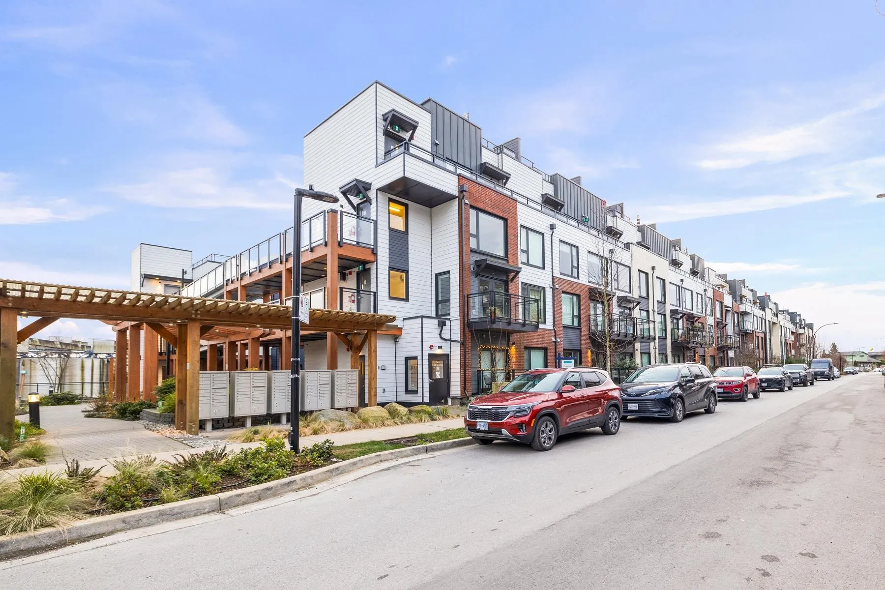 545 E 2nd Street #444