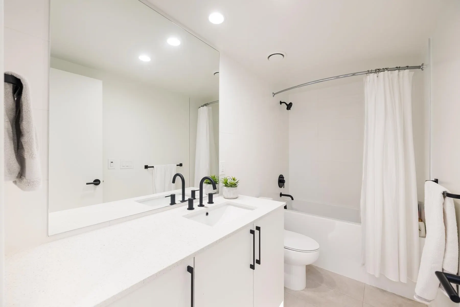 545 E 2nd Street #444
