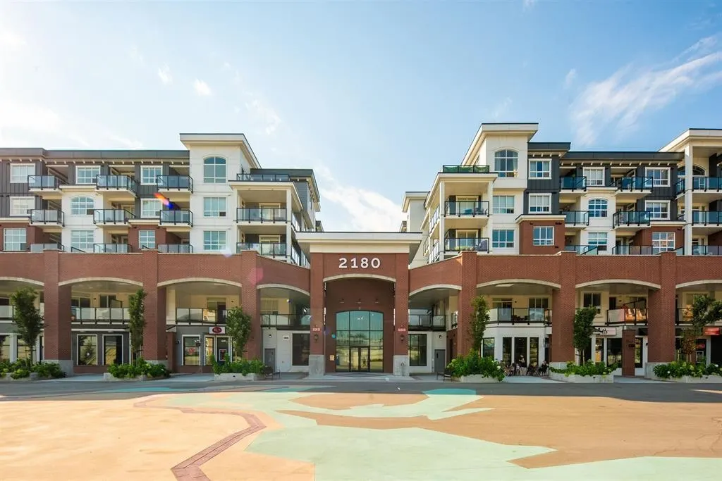 2180 Kelly Avenue #3612