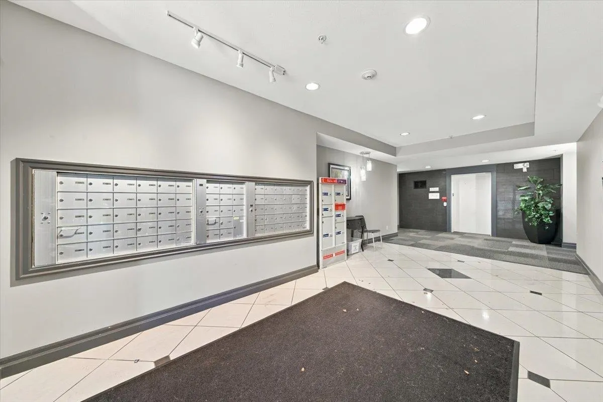 2343 Atkins Avenue #307