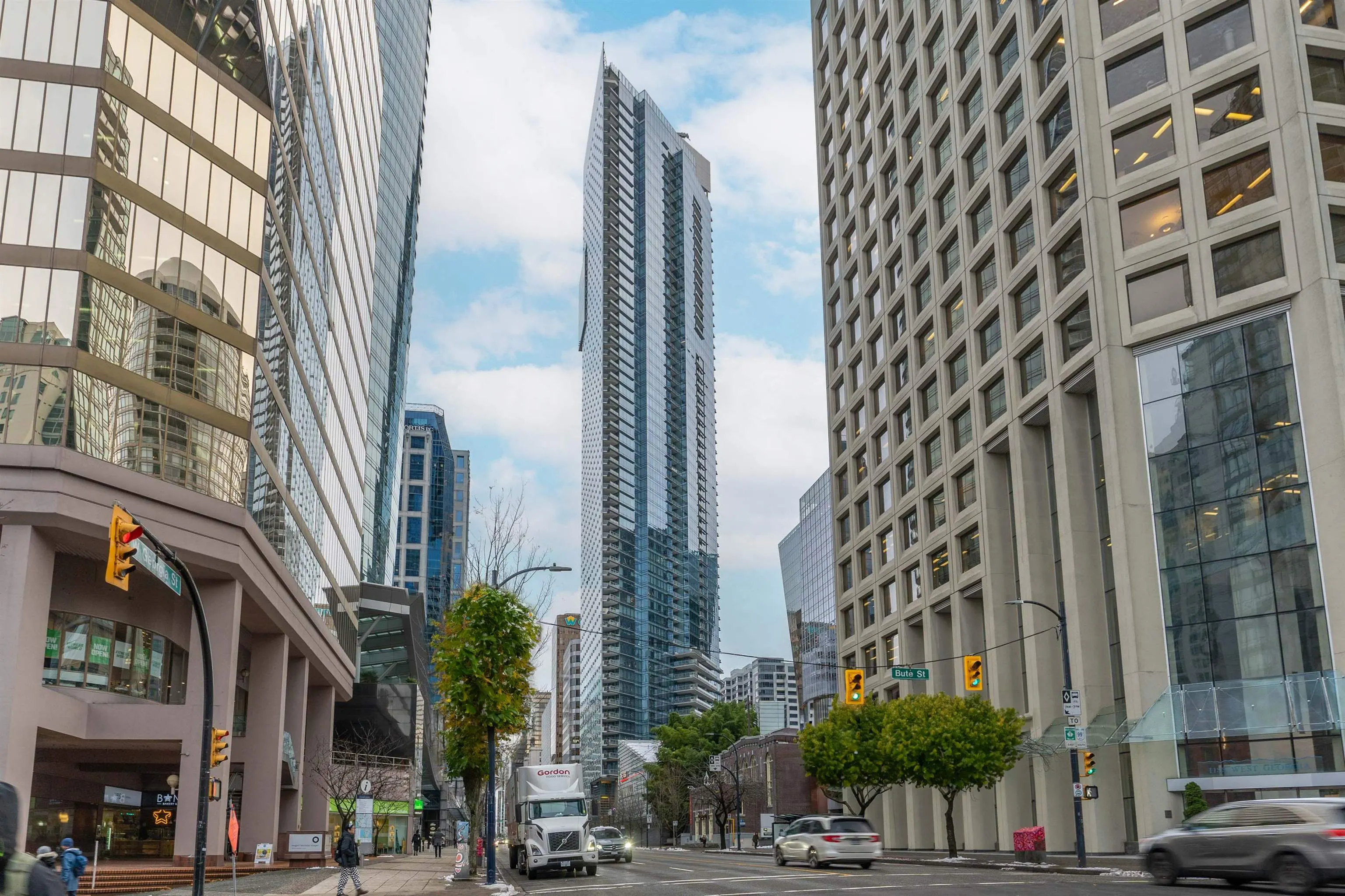 1111 Alberni Street #2704