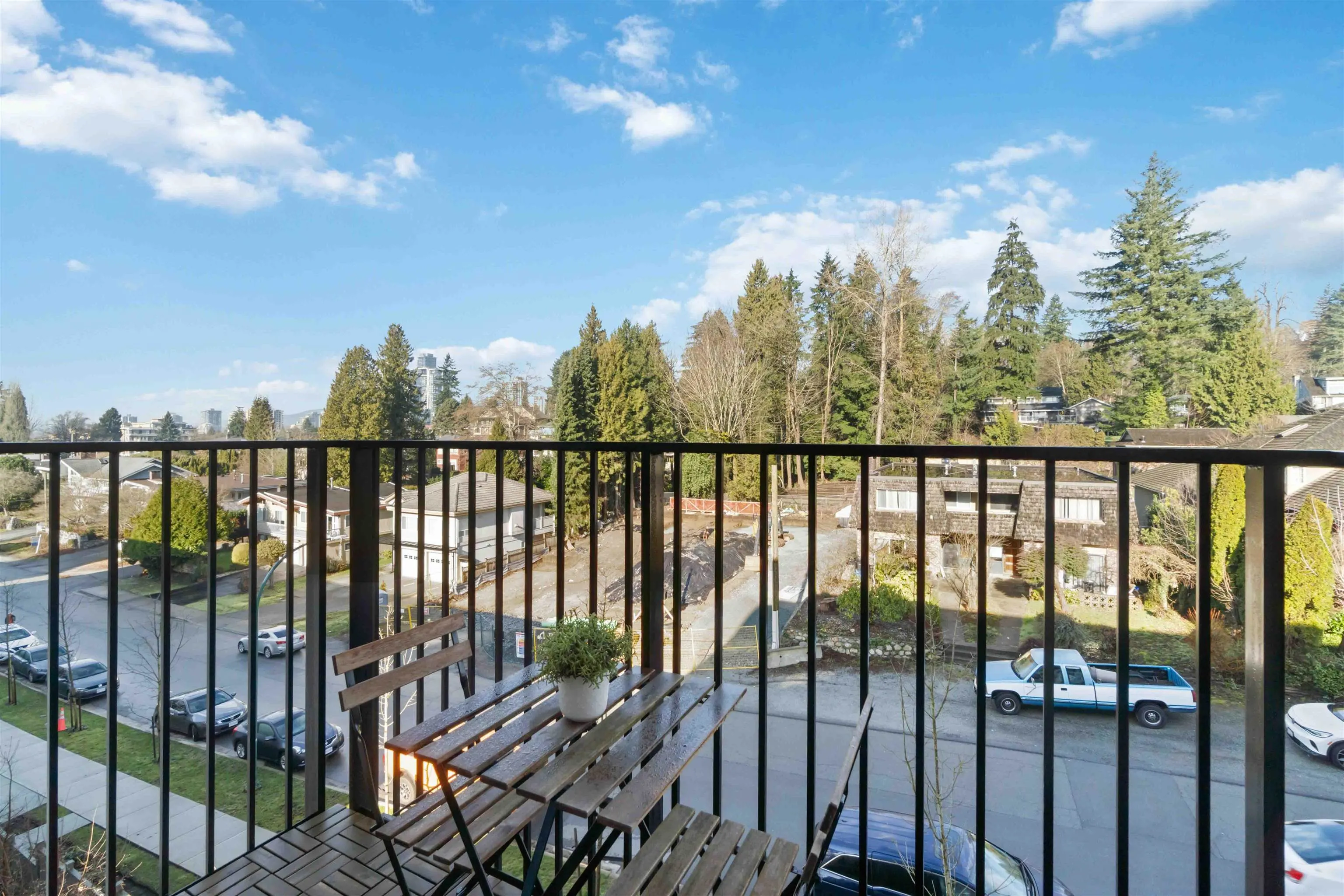 718 Edgar Avenue #310