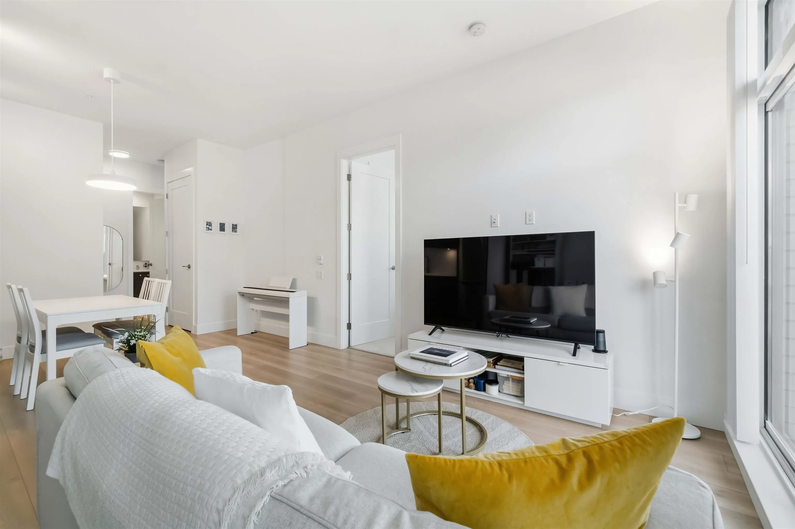 718 Edgar Avenue #310