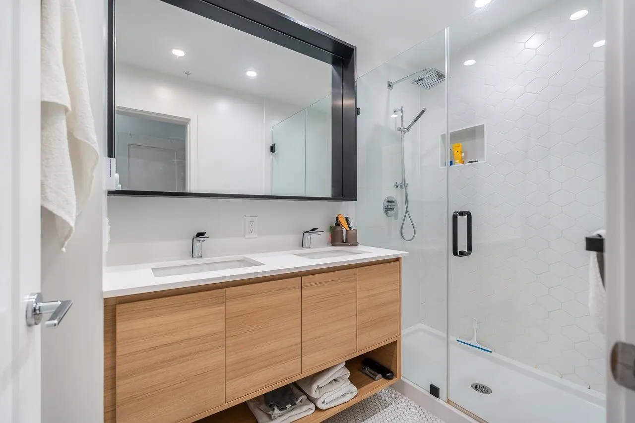 55 Klahanie Drive #231