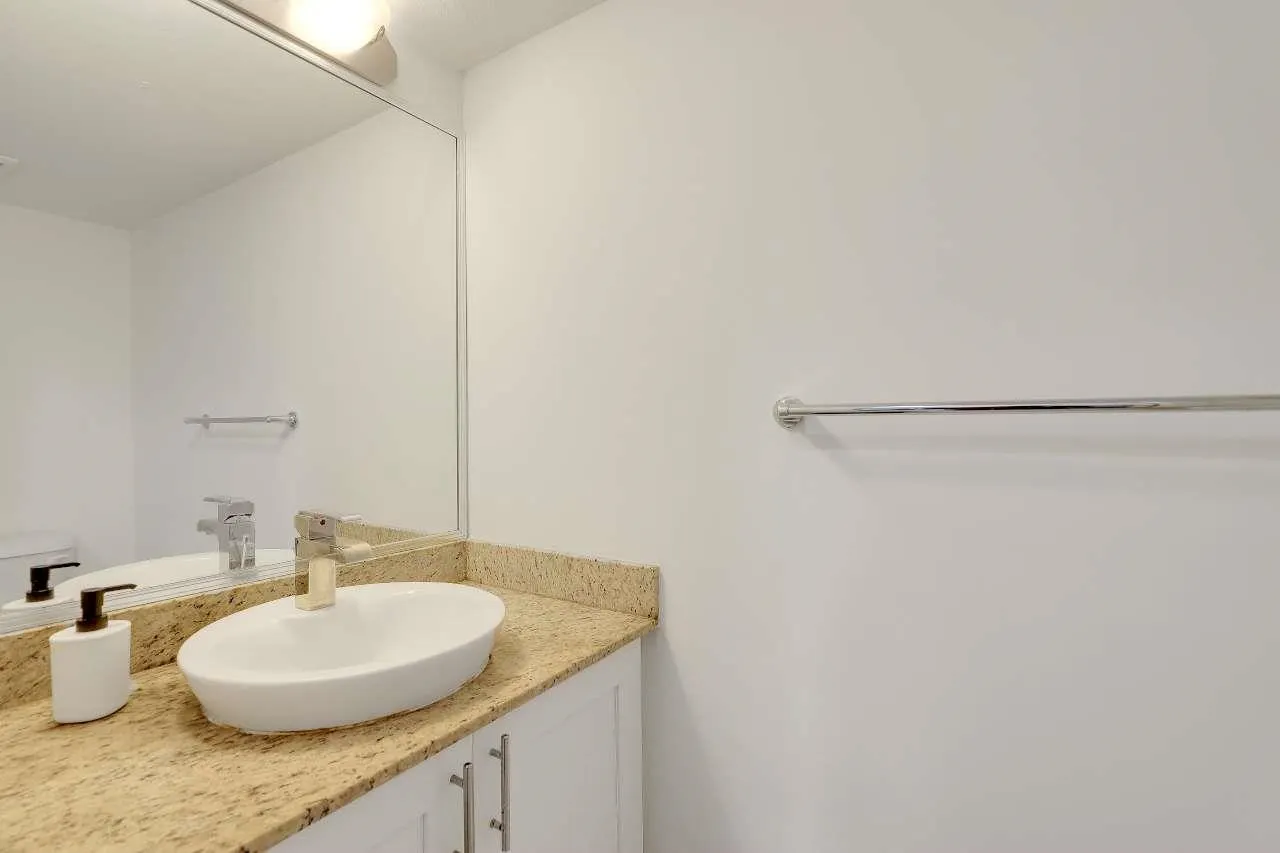 13958 108 Avenue #108