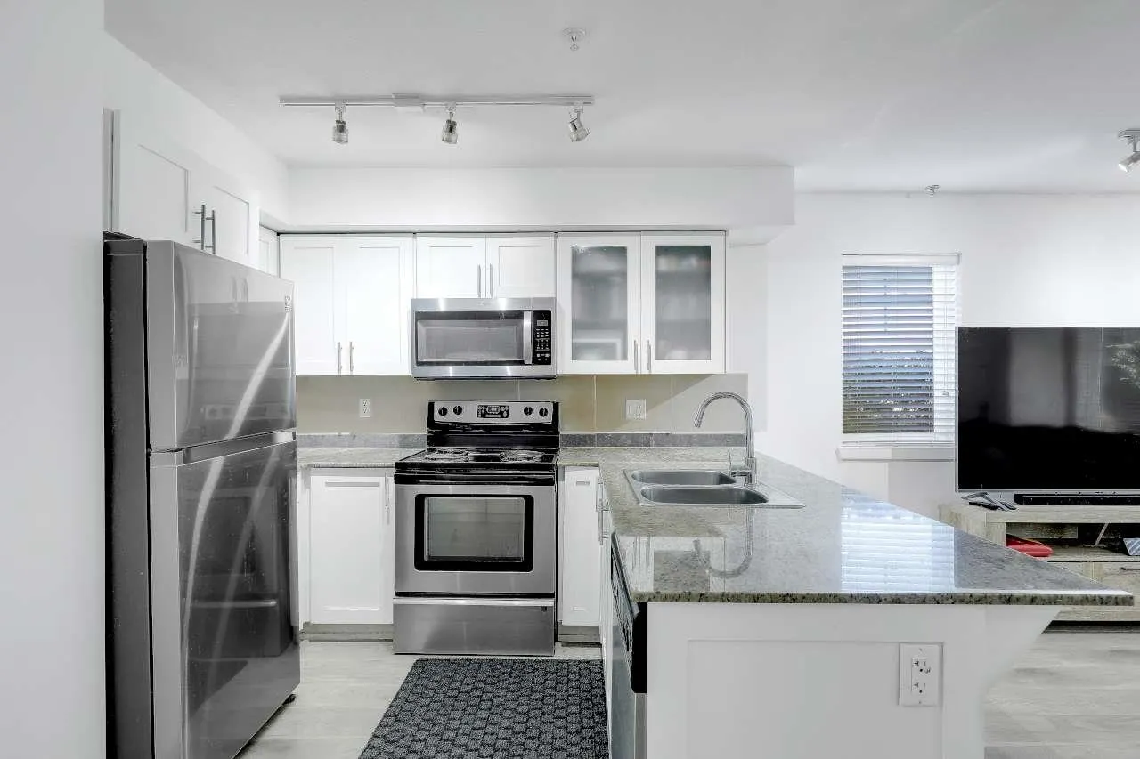 13958 108 Avenue #108
