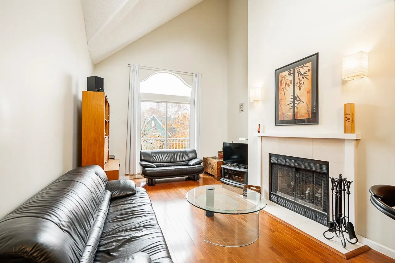 592 W 16th Avenue
