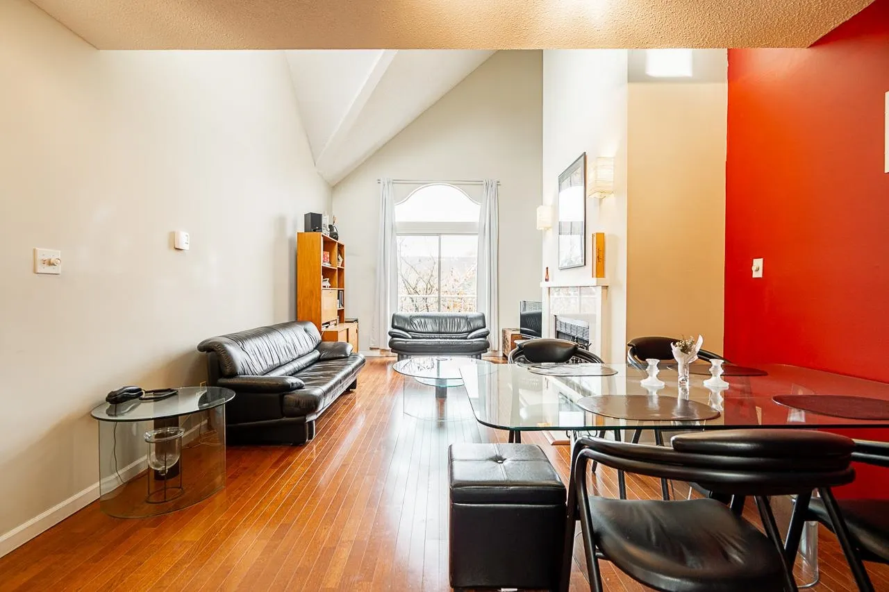 592 W 16th Avenue