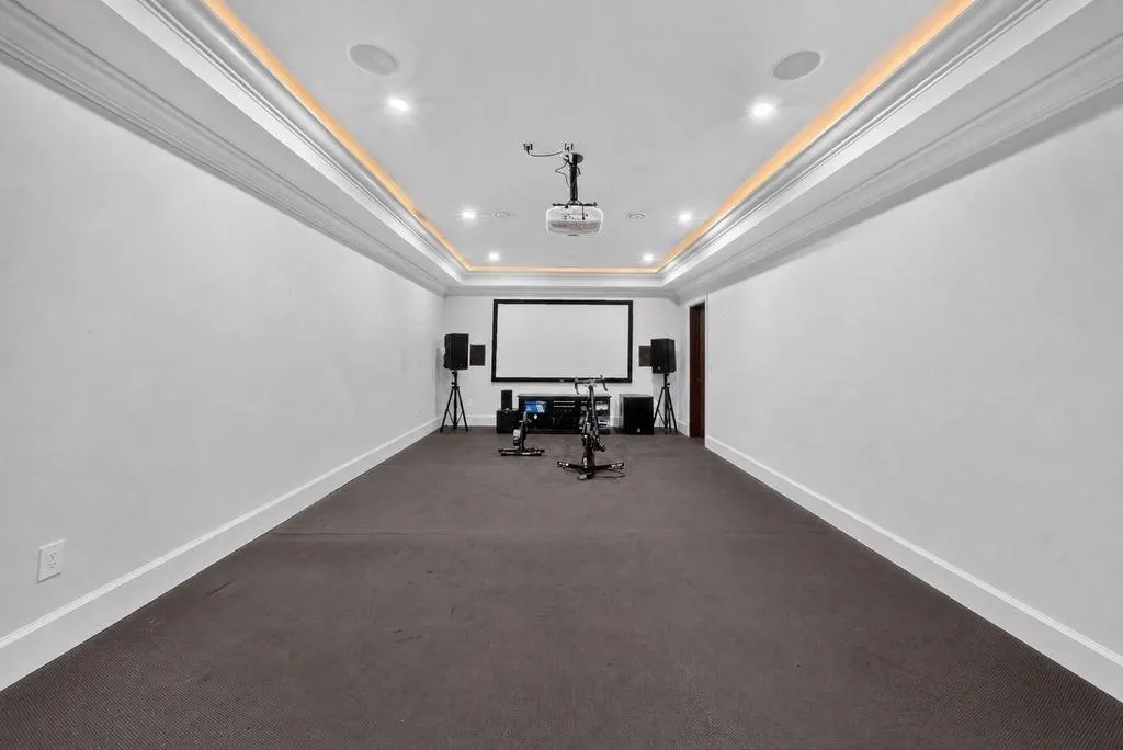 4578 Puget Drive