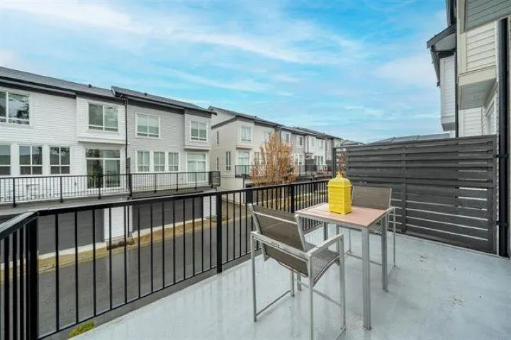 15828 27 Avenue #8