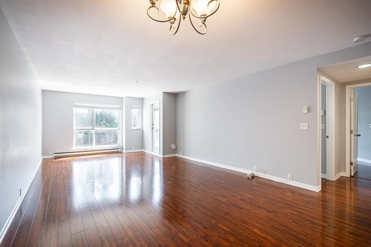 5499 203 Street #206