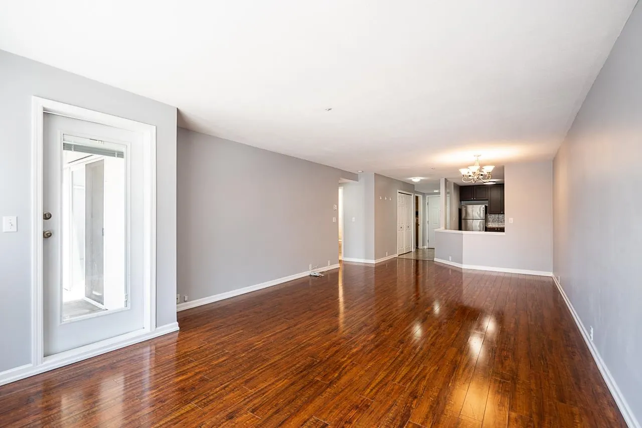 5499 203 Street #206