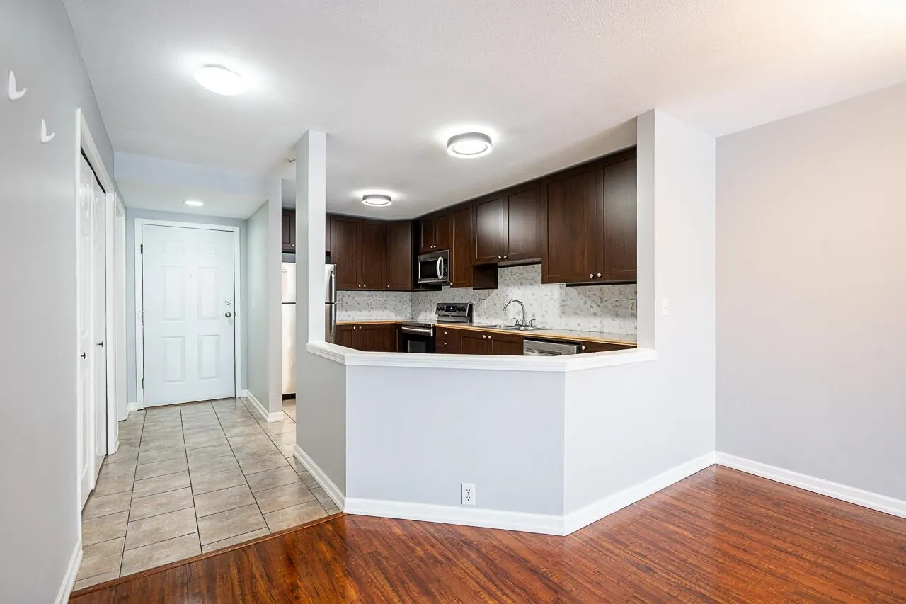 5499 203 Street #206