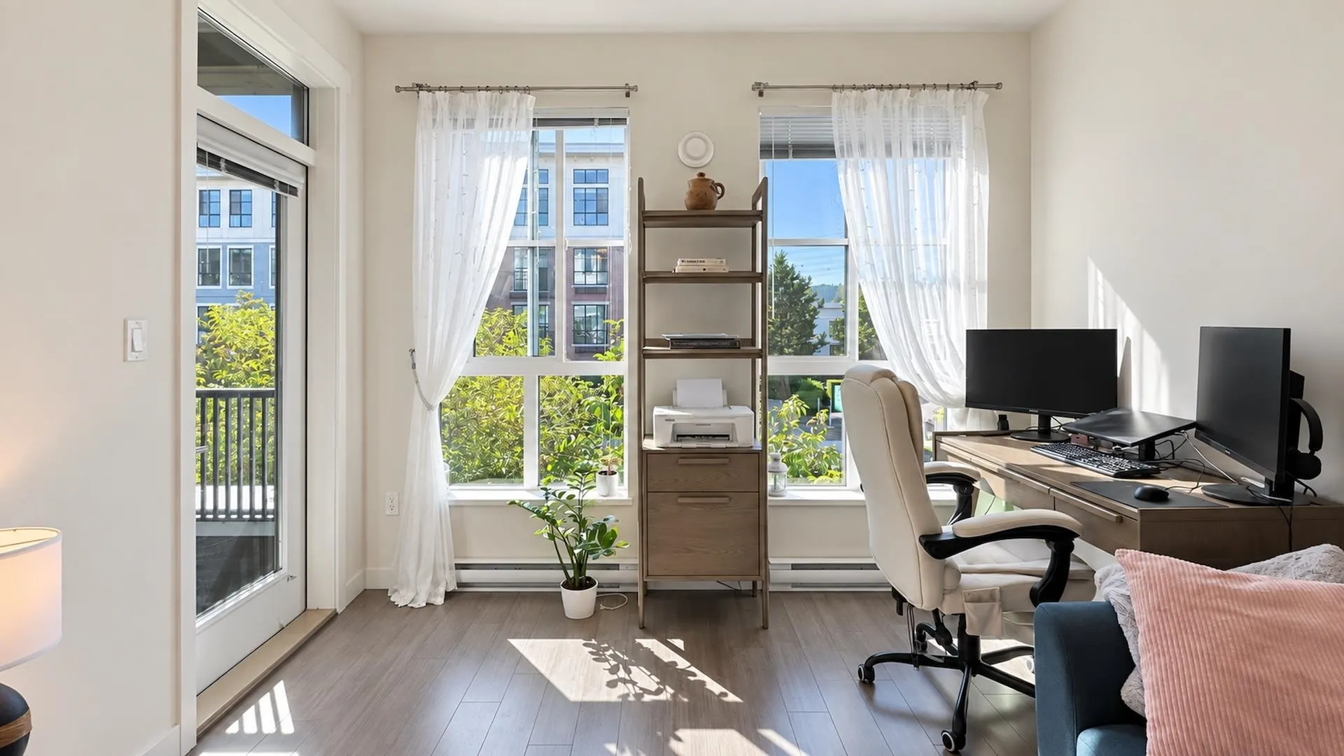 15137 33 Avenue #213