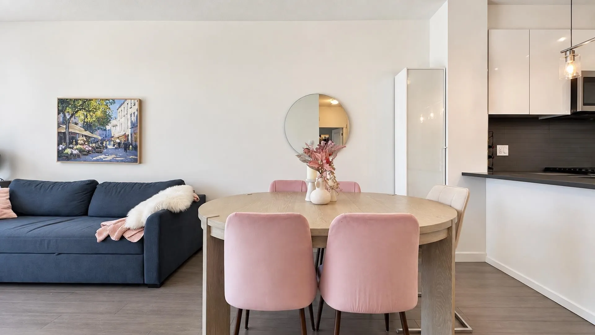 15137 33 Avenue #213