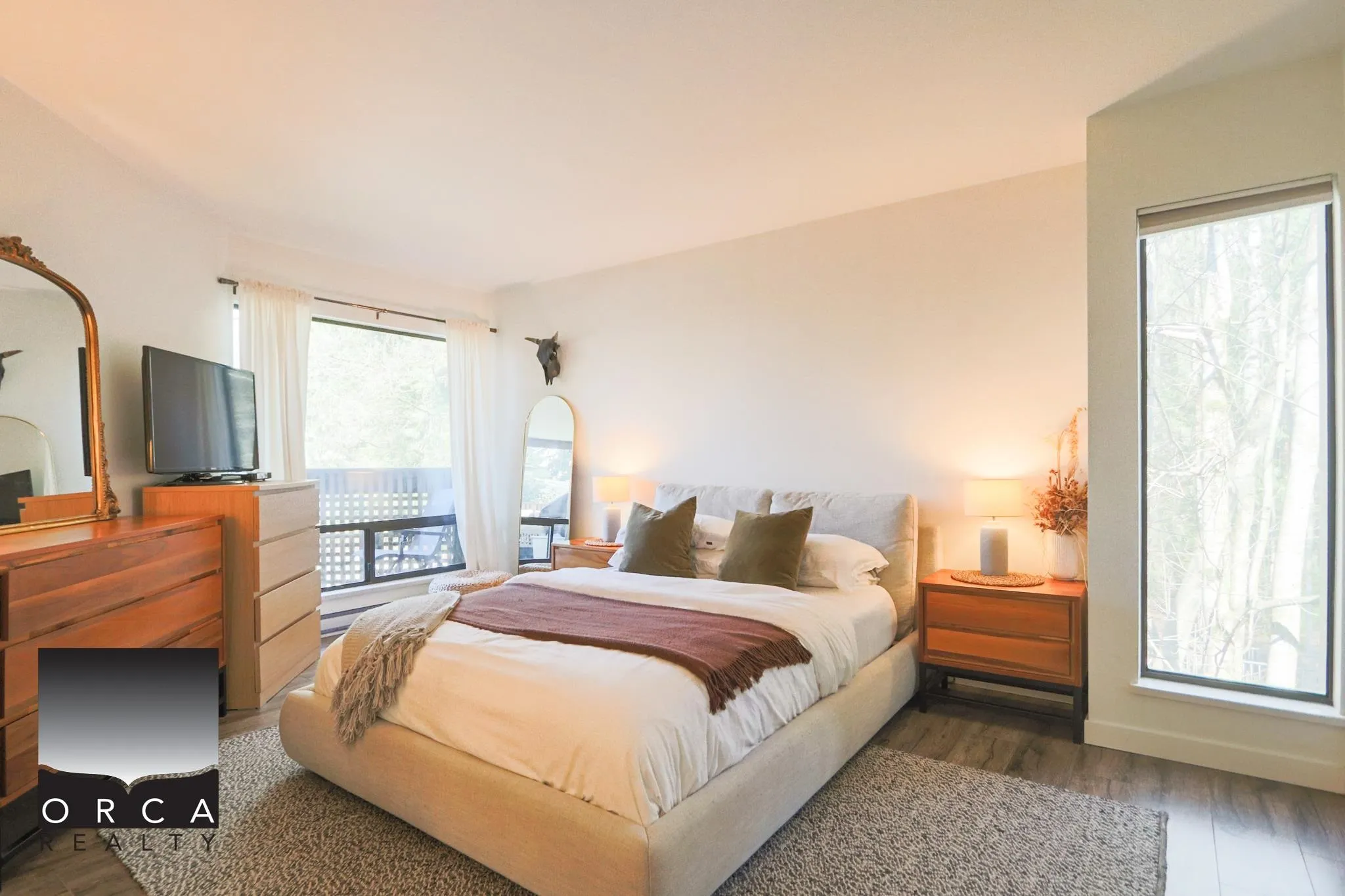 3191 Mountain Highway #202