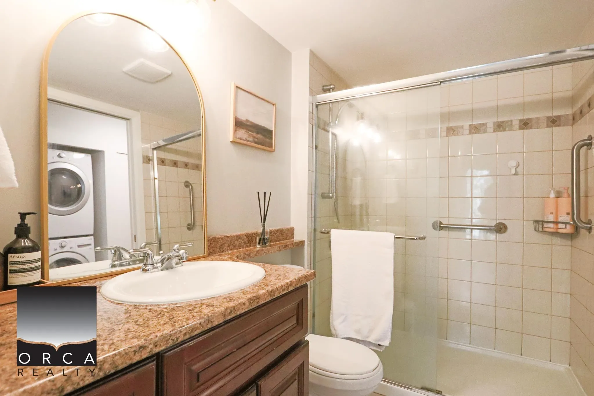 3191 Mountain Highway #202