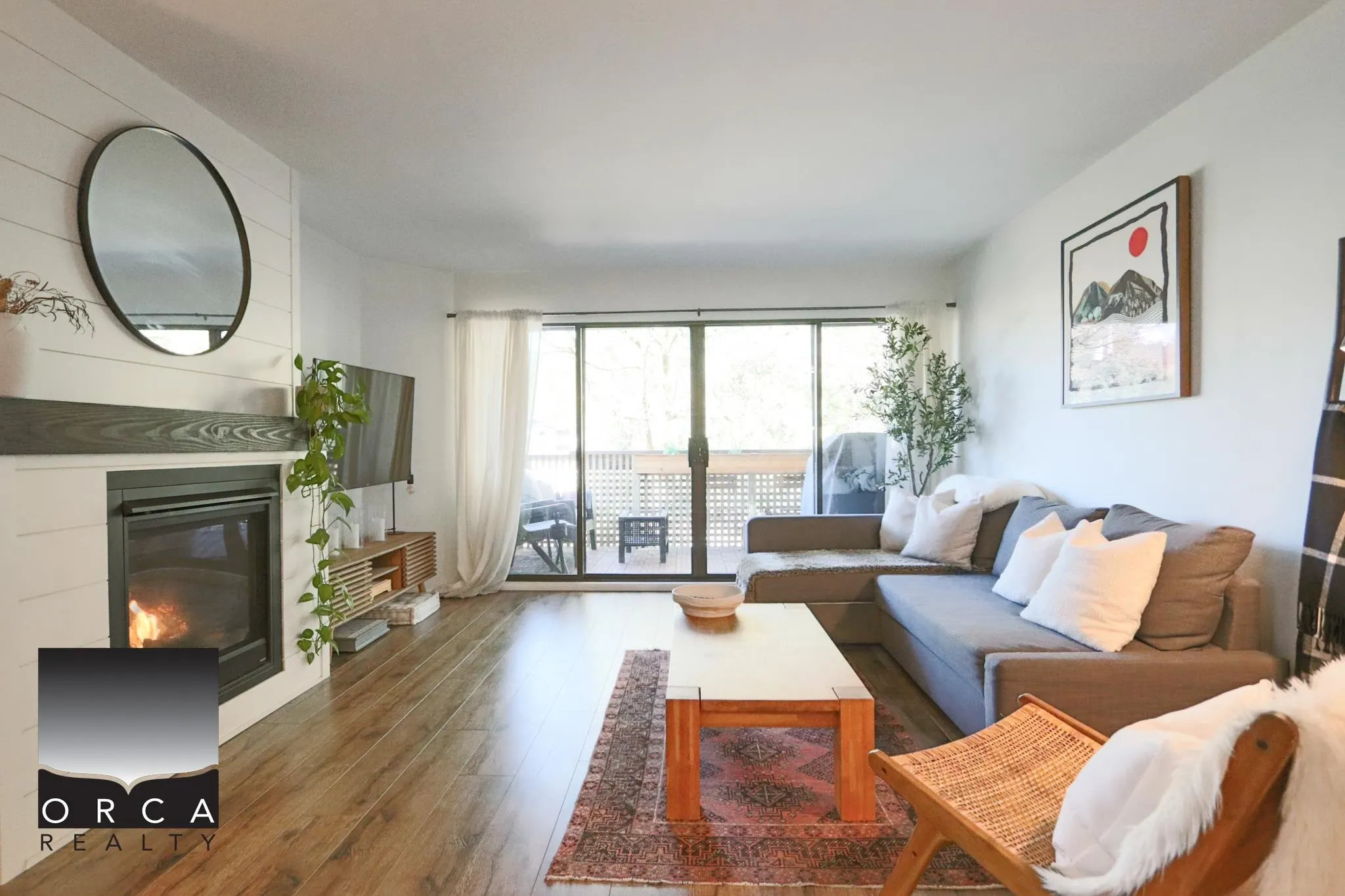 3191 Mountain Highway #202