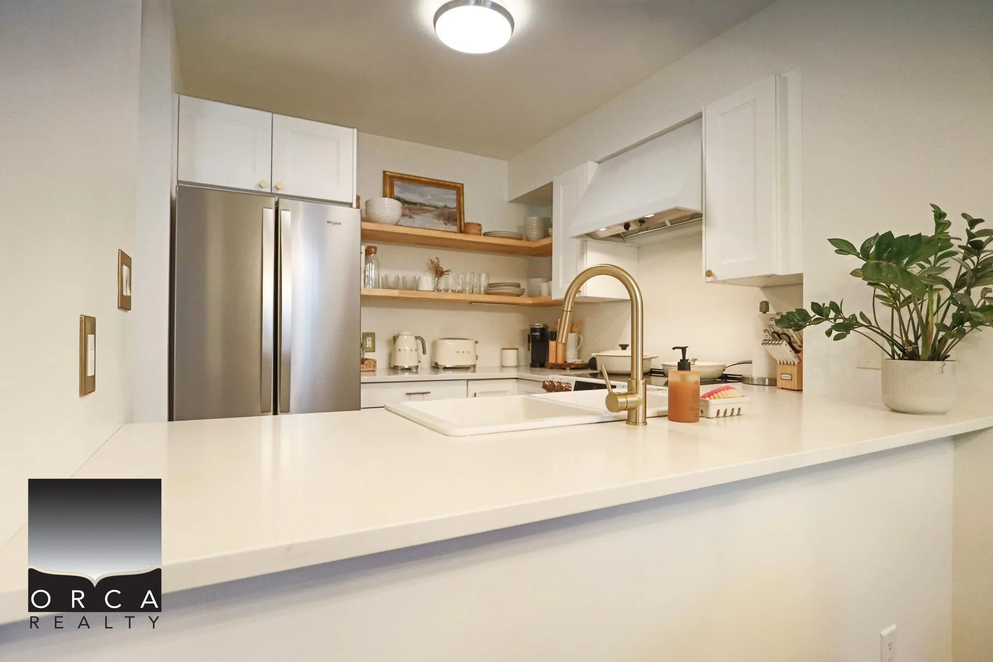 3191 Mountain Highway #202