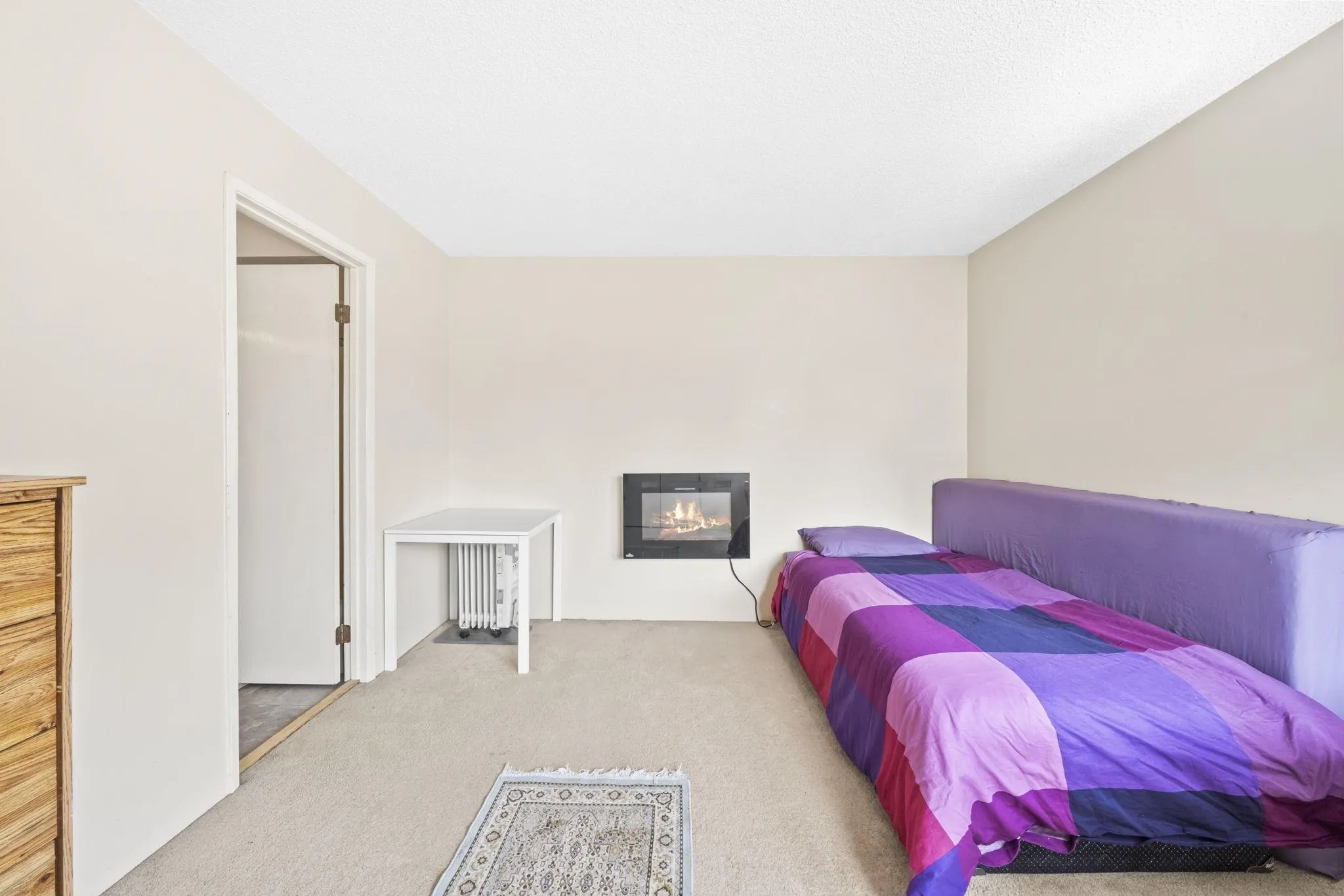 8406 No. 1 Road