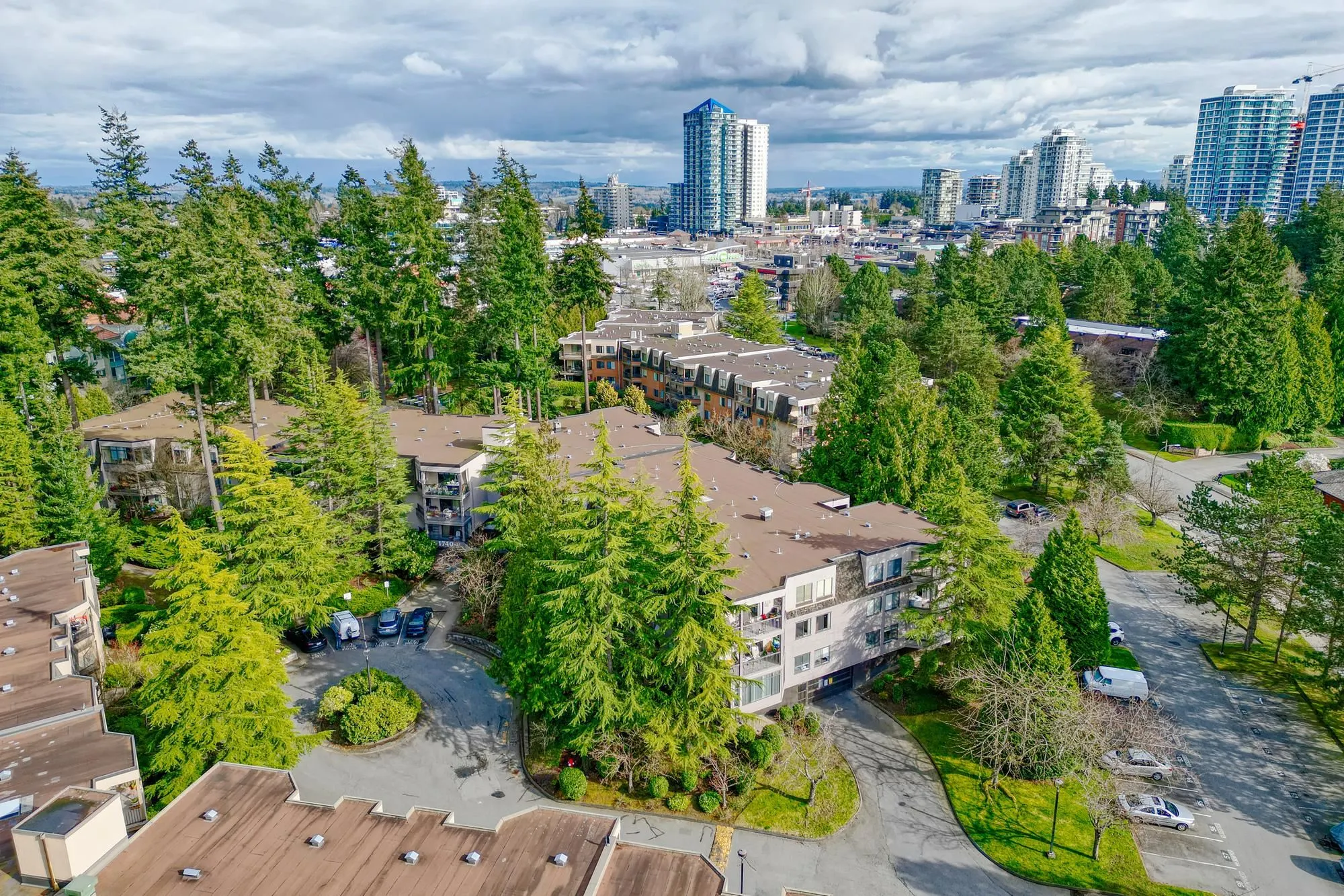 1740 Southmere Crescent #203