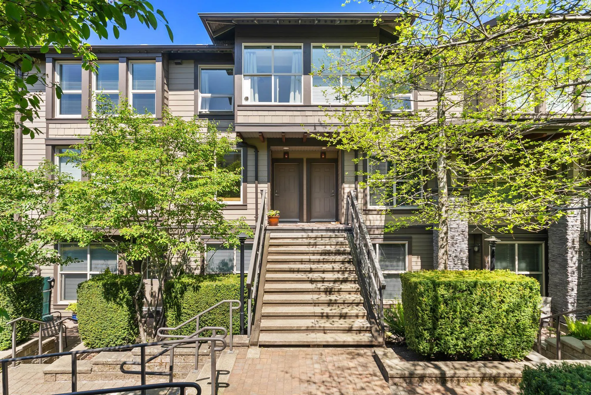 307 E 15th Street #3