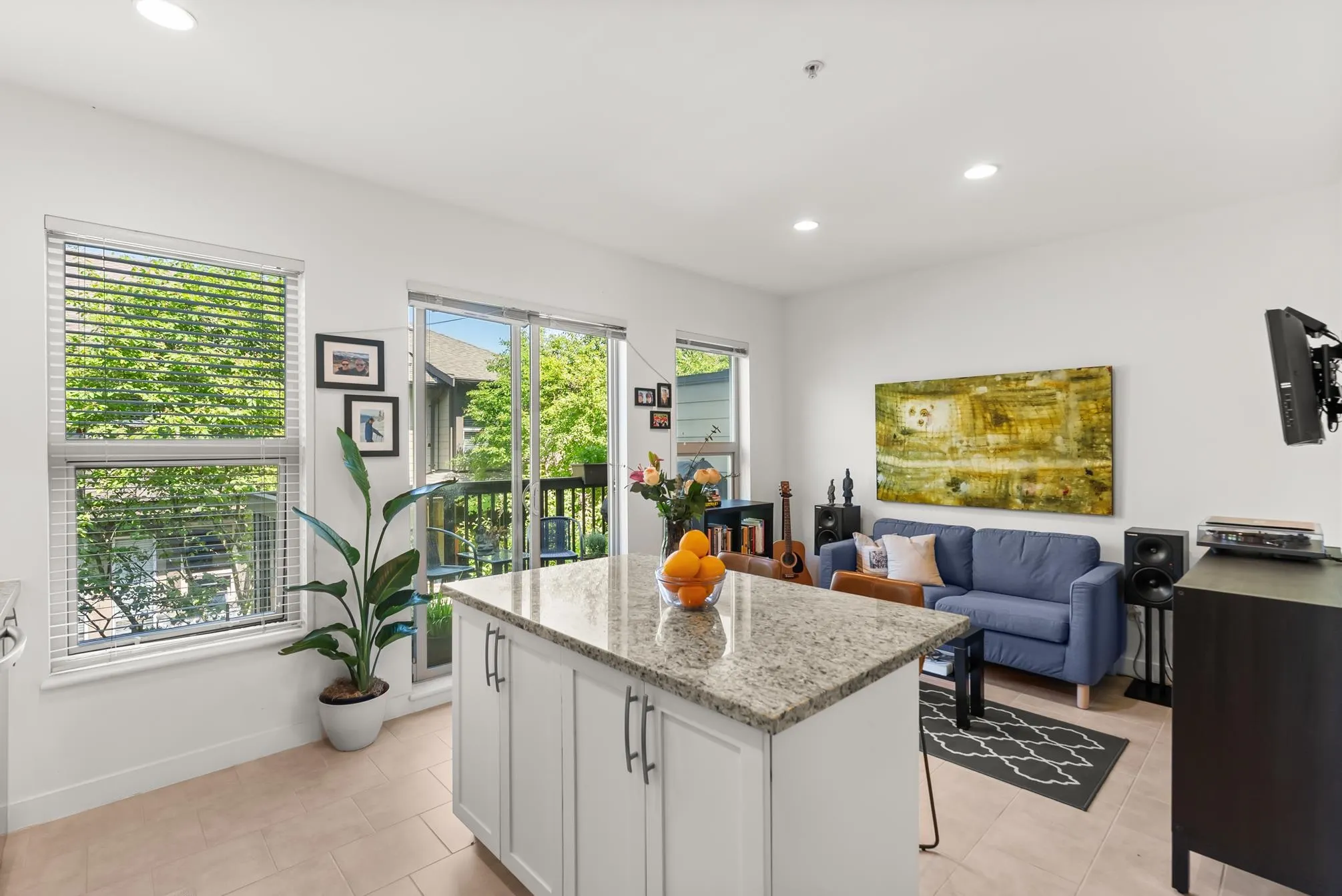 307 E 15th Street #3