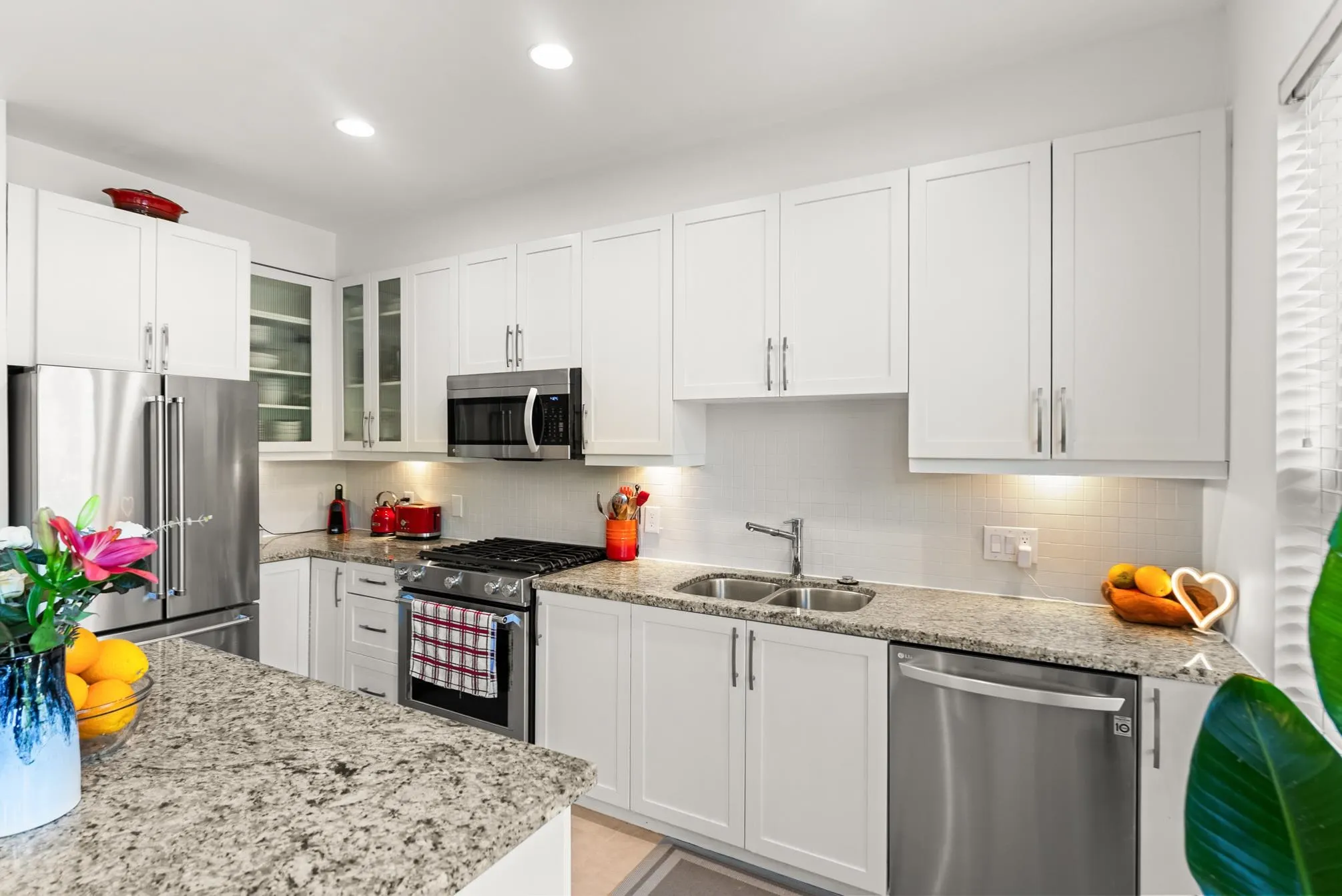 307 E 15th Street #3