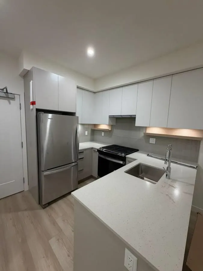 13760 76 A Avenue #321