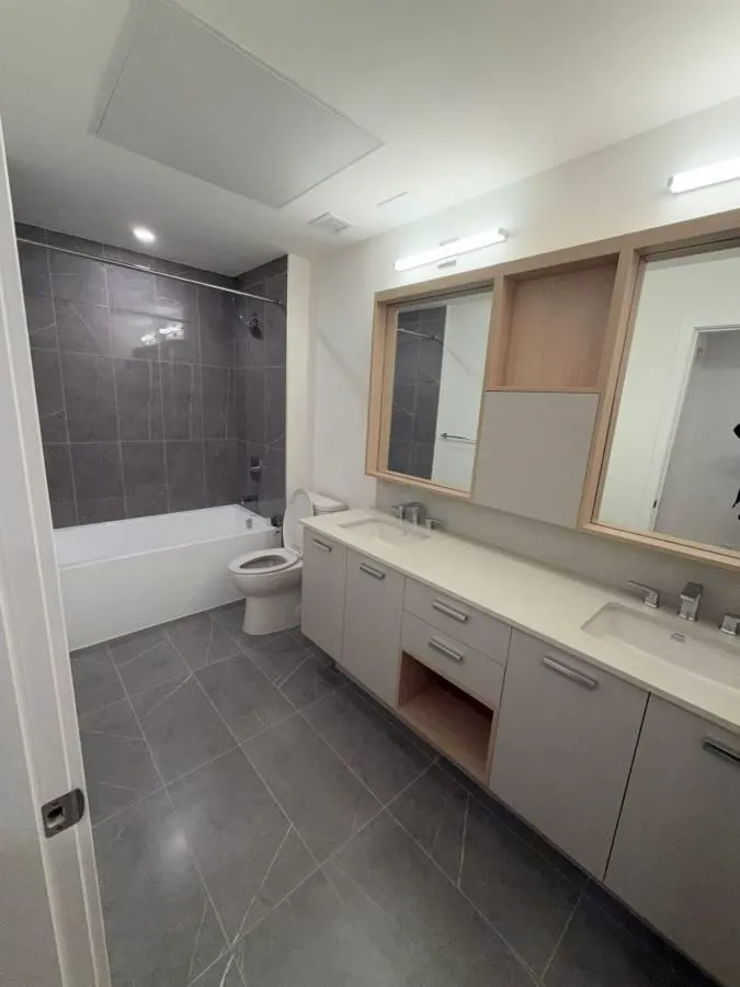 13760 76 A Avenue #321