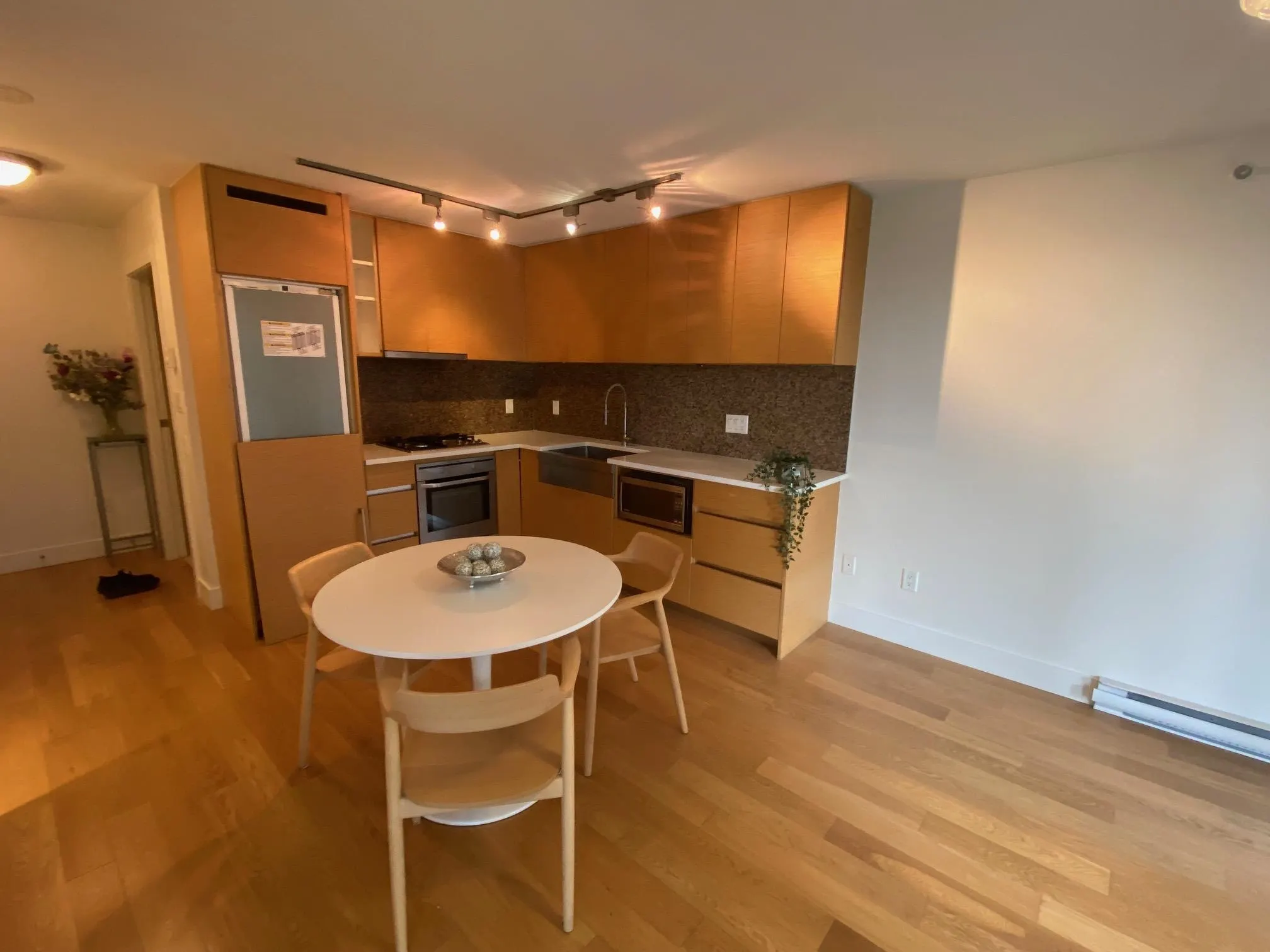 565 Smithe Street #701