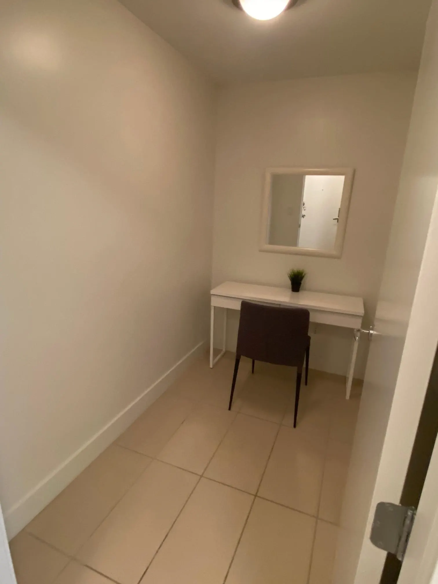 565 Smithe Street #701