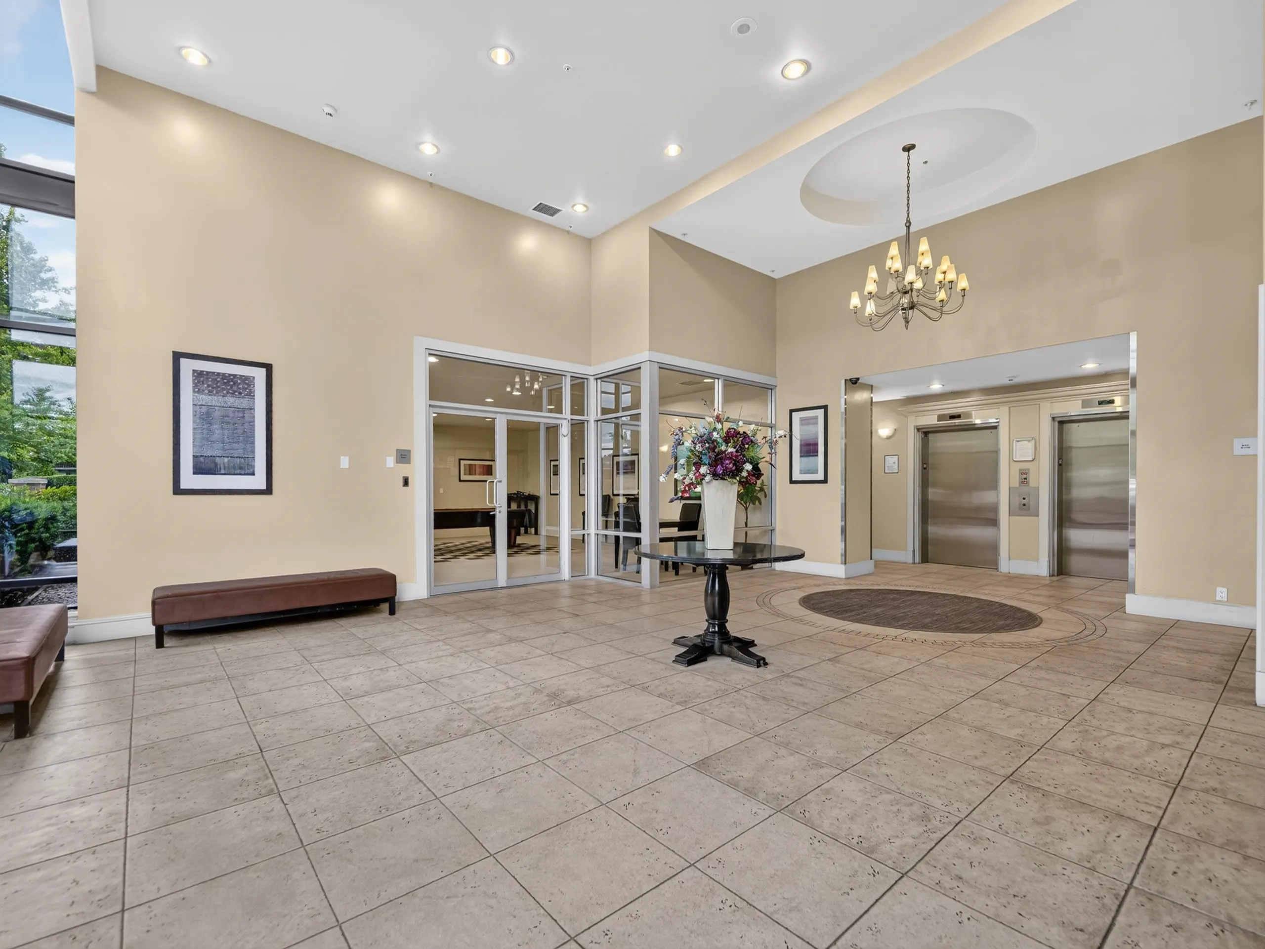 11 E Royal Avenue #1101
