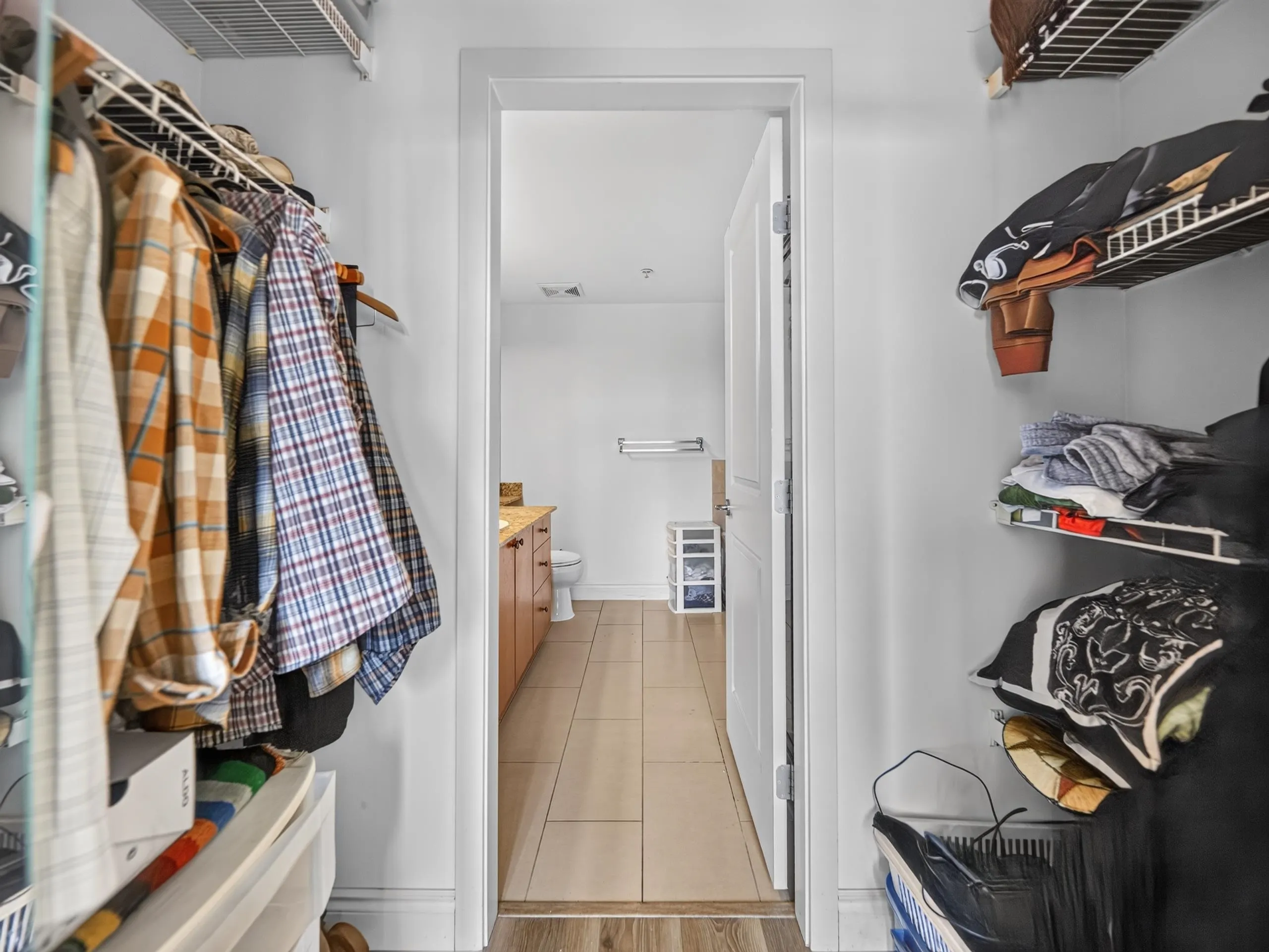 11 E Royal Avenue #1101